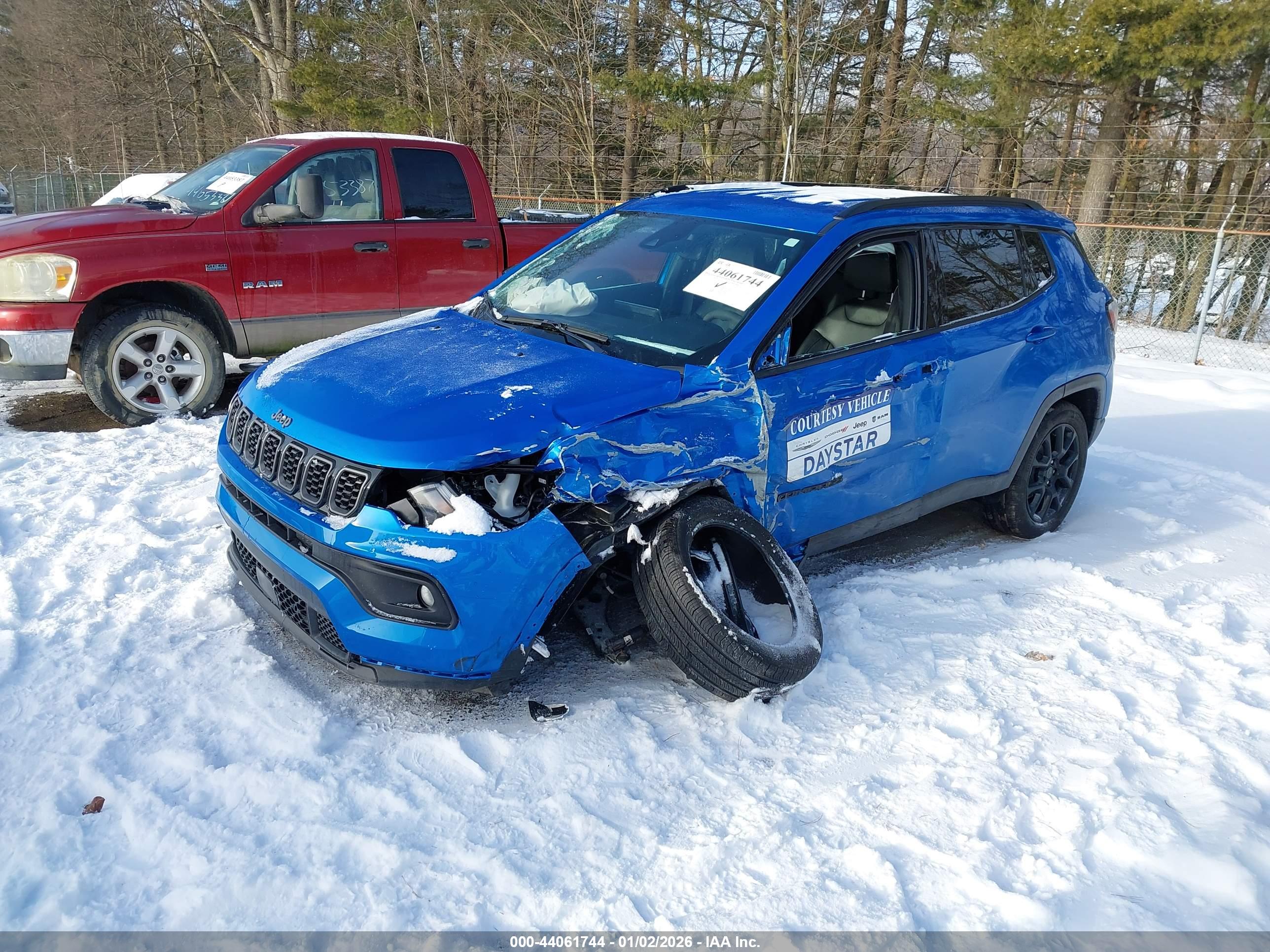 JEEP COMPASS image 2