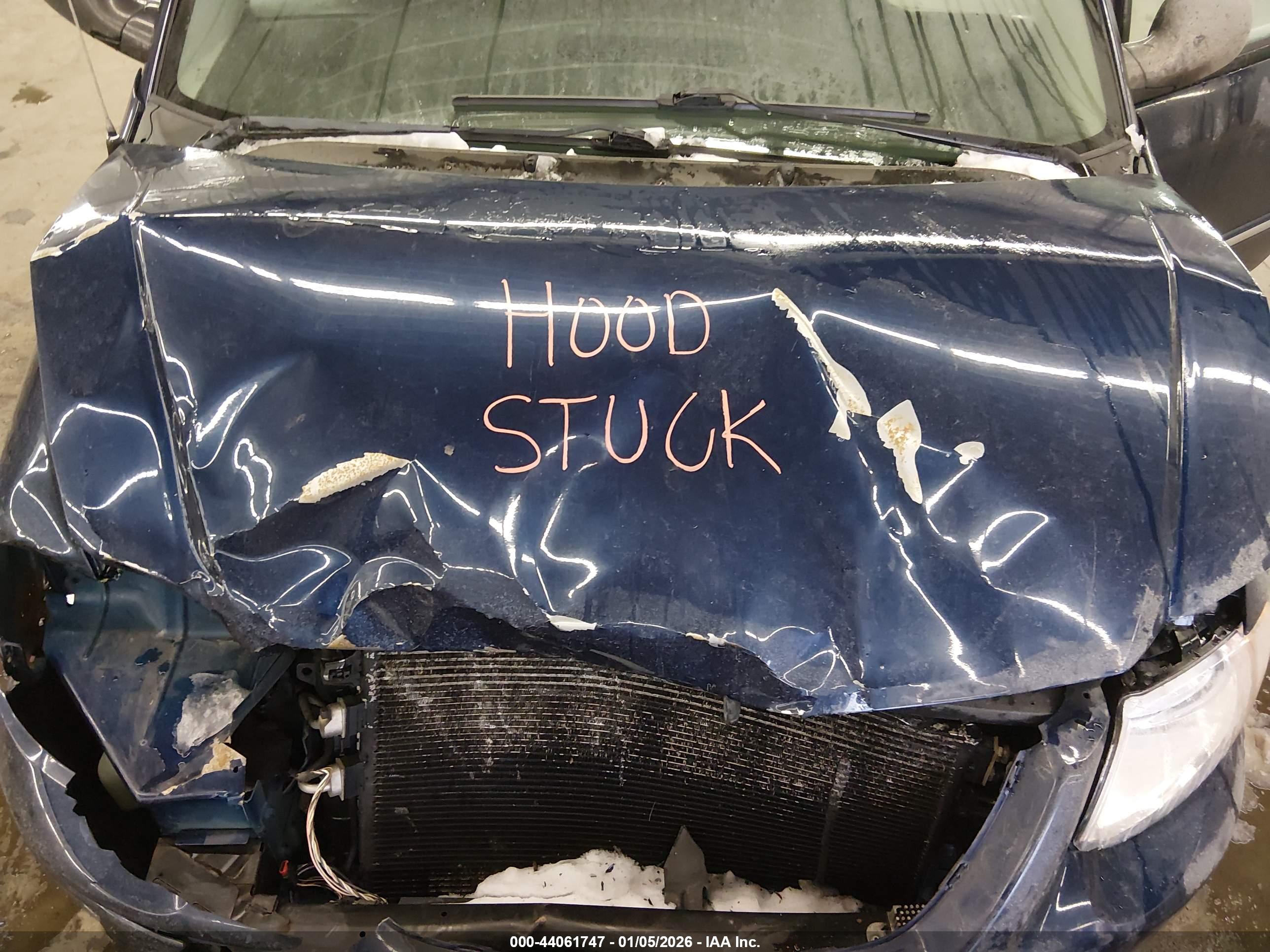 CHRYSLER TOWN image 10