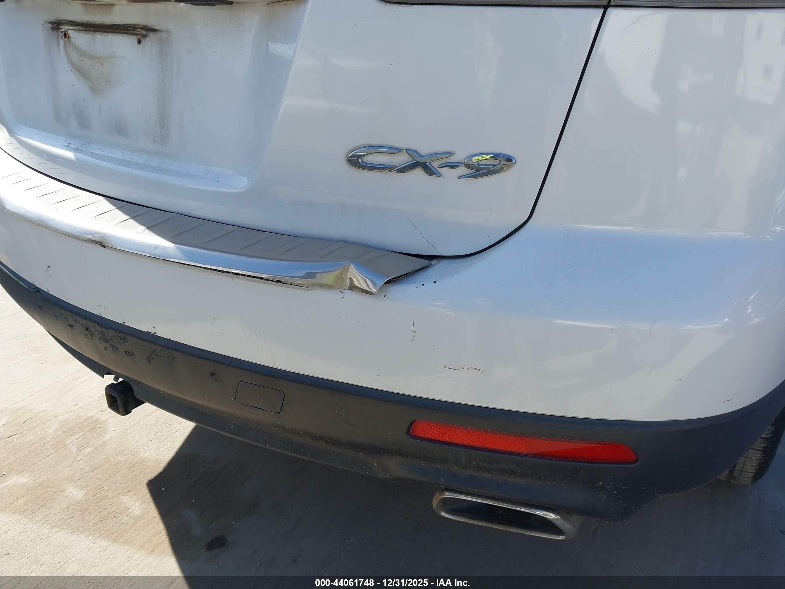 MAZDA CX-9 image 6
