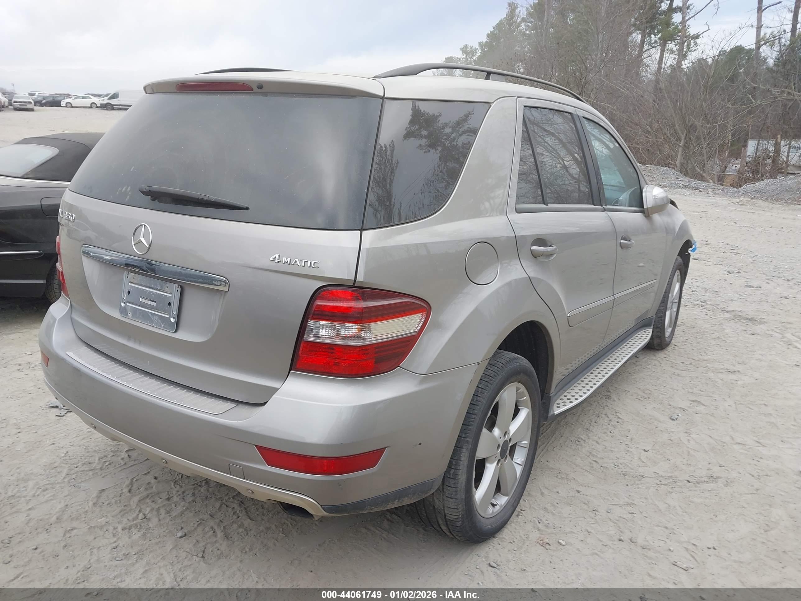 MERCEDES-BENZ ML image 4