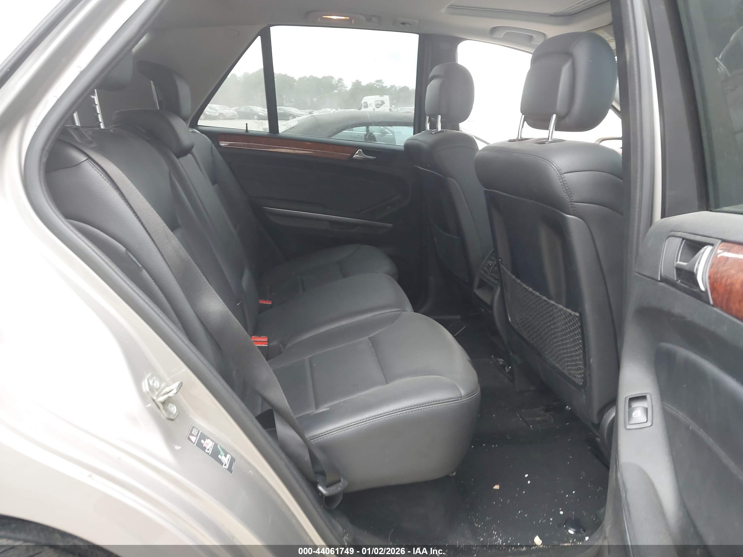 MERCEDES-BENZ ML image 8