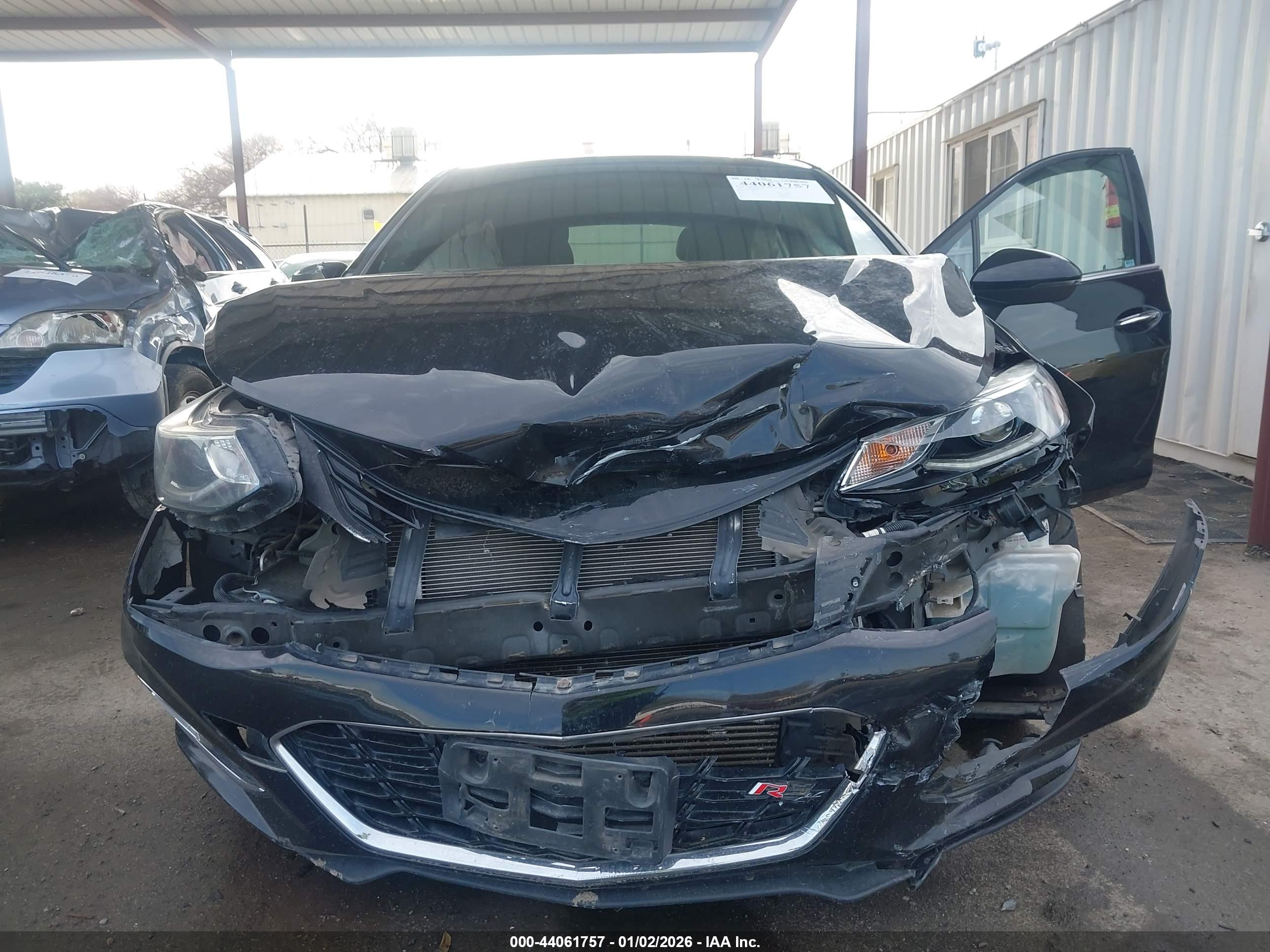 CHEVROLET CRUZE image 6