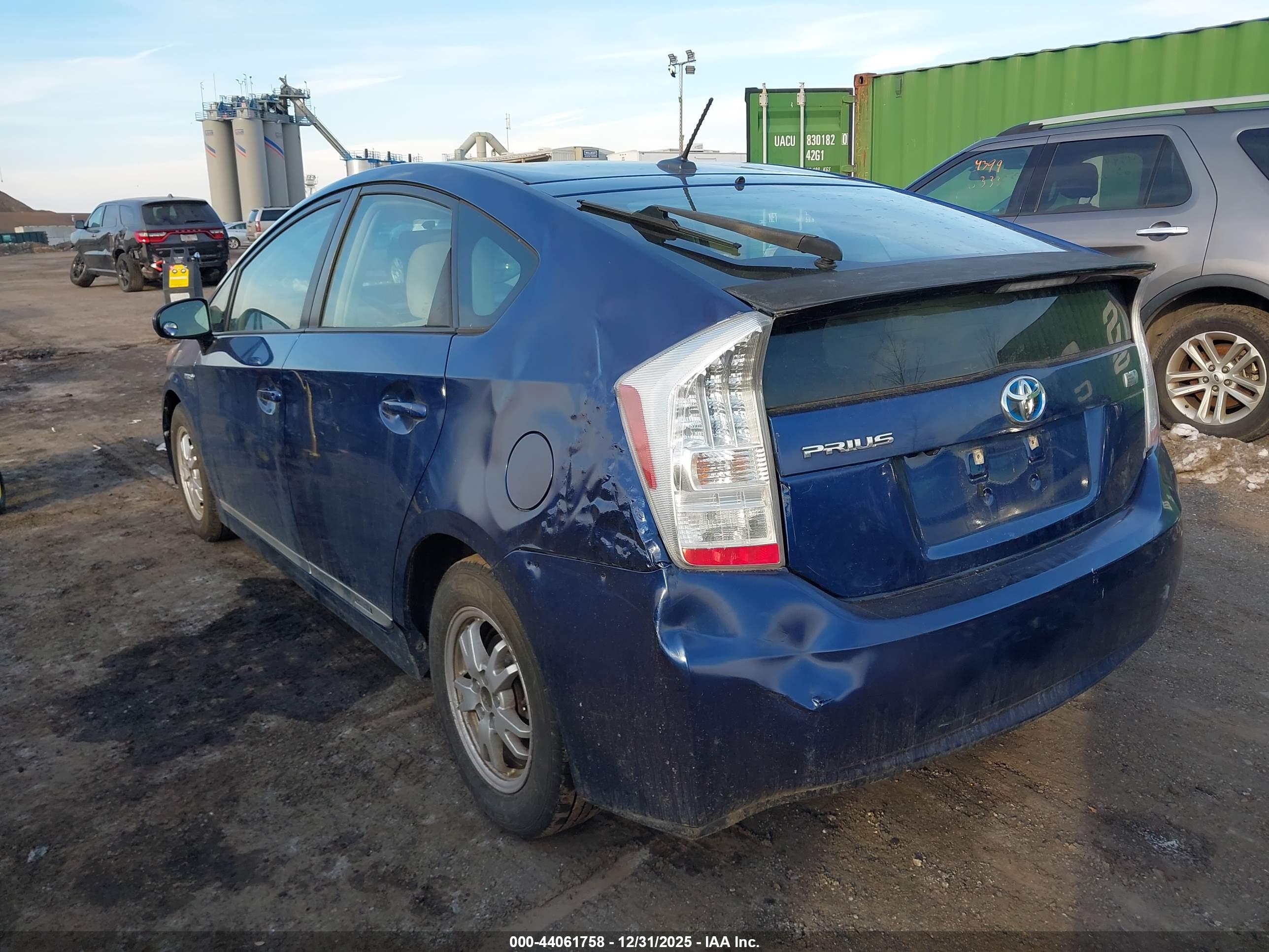 TOYOTA PRIUS image 6