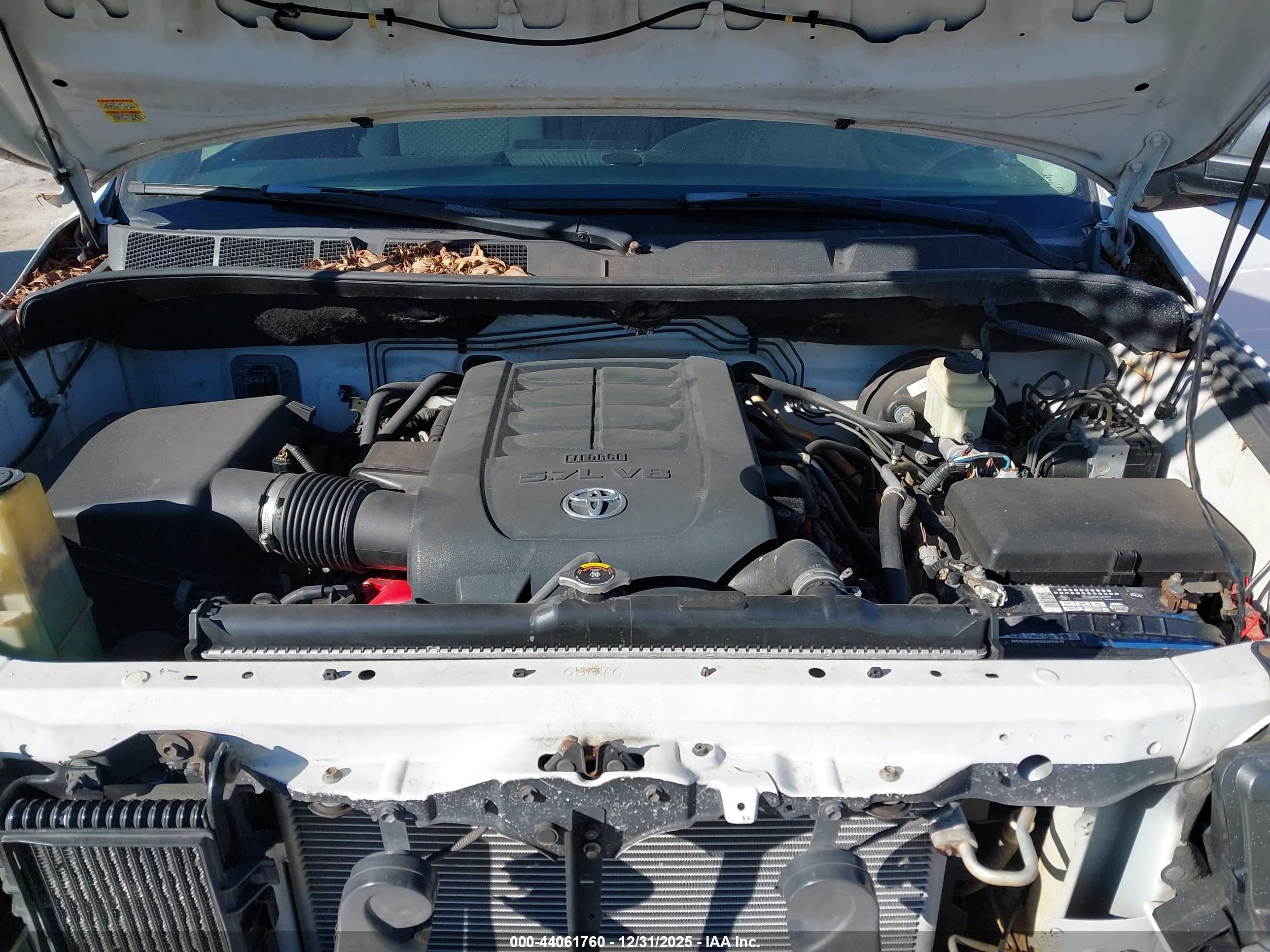 TOYOTA TUNDRA image 10