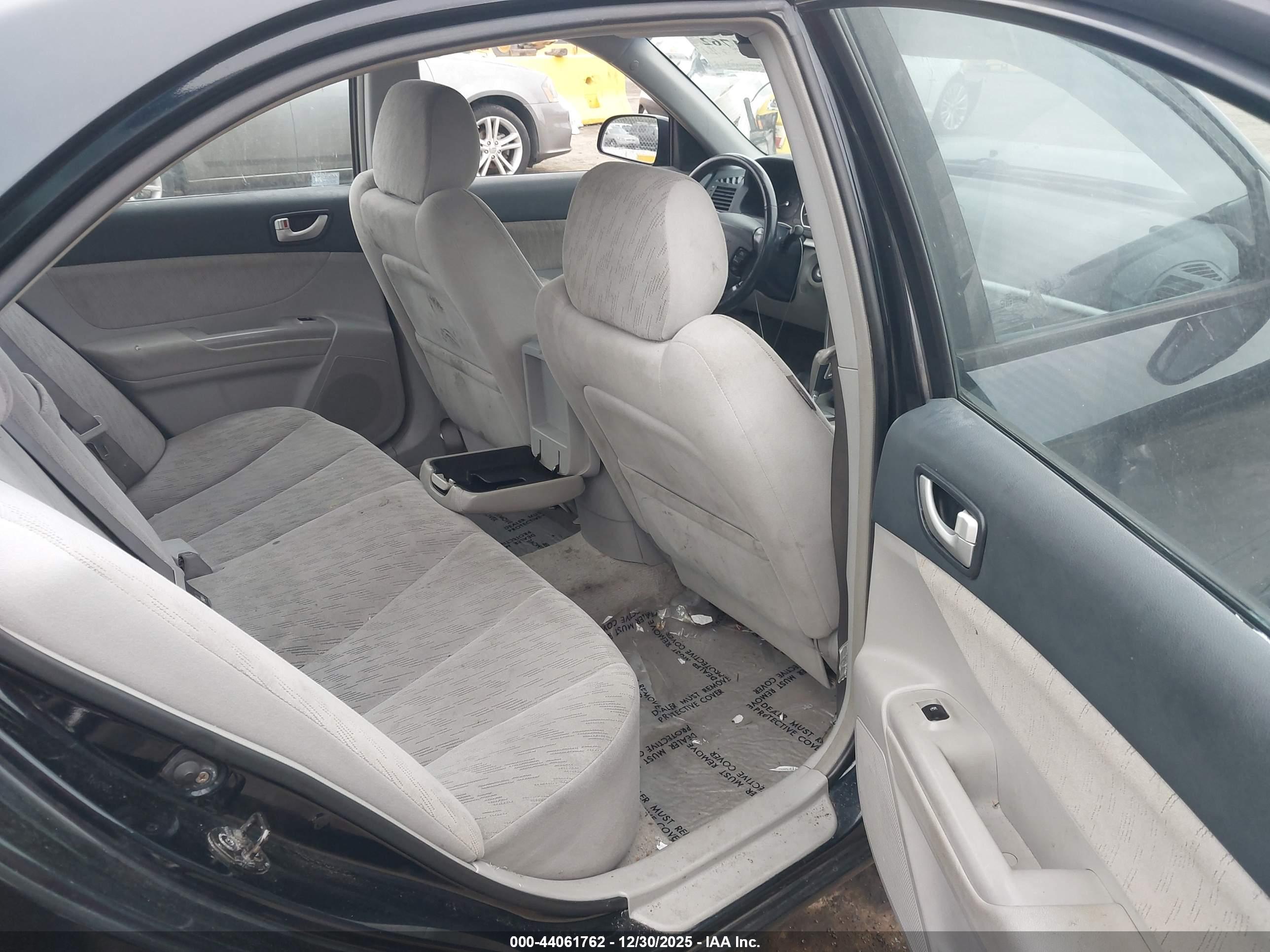 HYUNDAI SONATA image 8