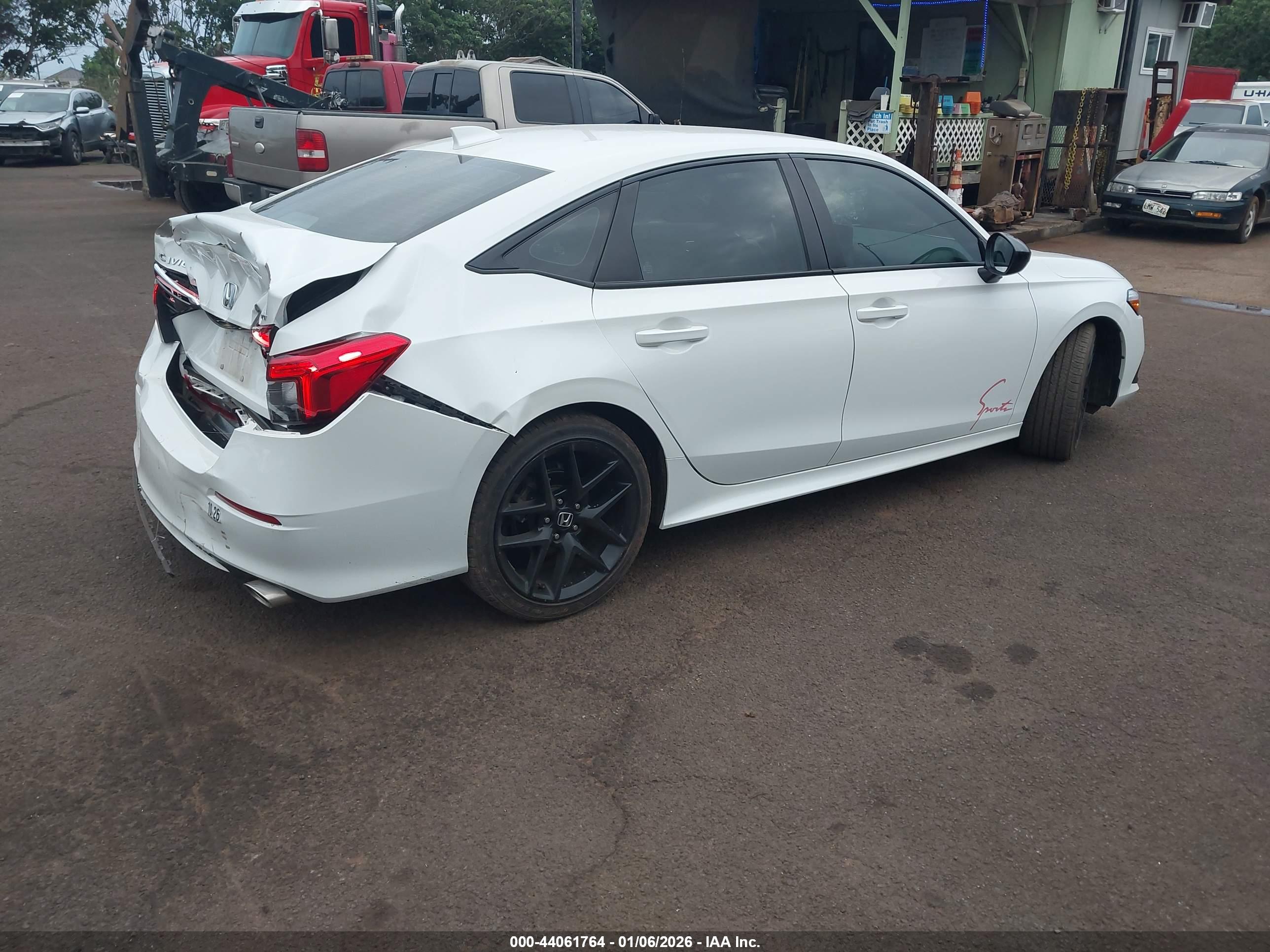 HONDA CIVIC image 4