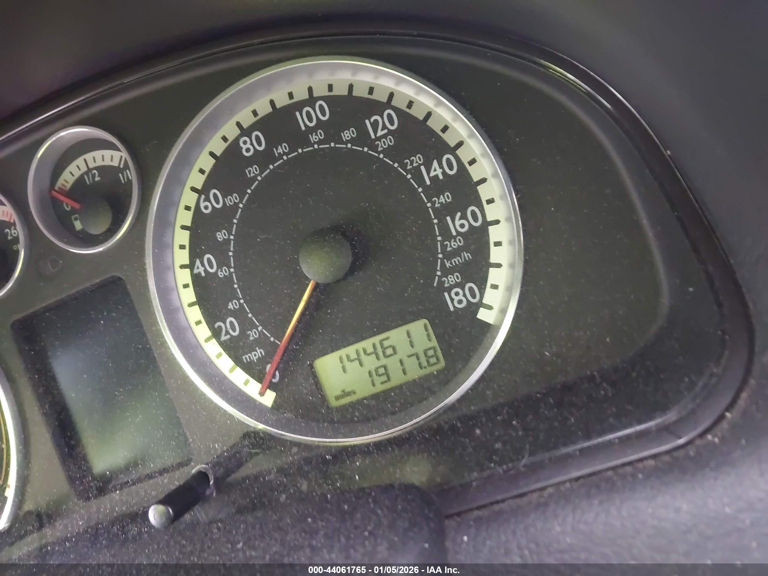 VOLKSWAGEN PASSAT image 7