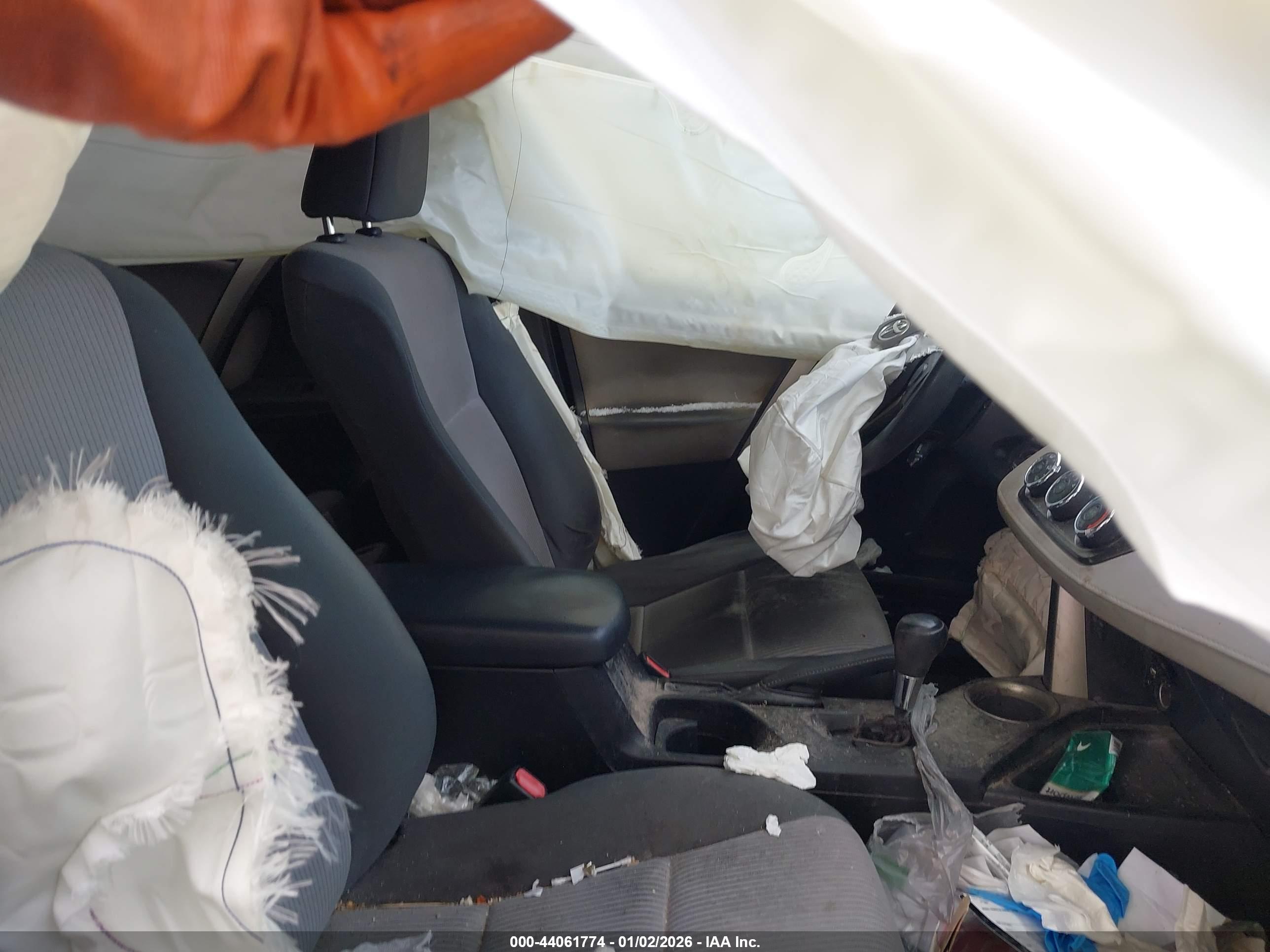 TOYOTA RAV4 image 5