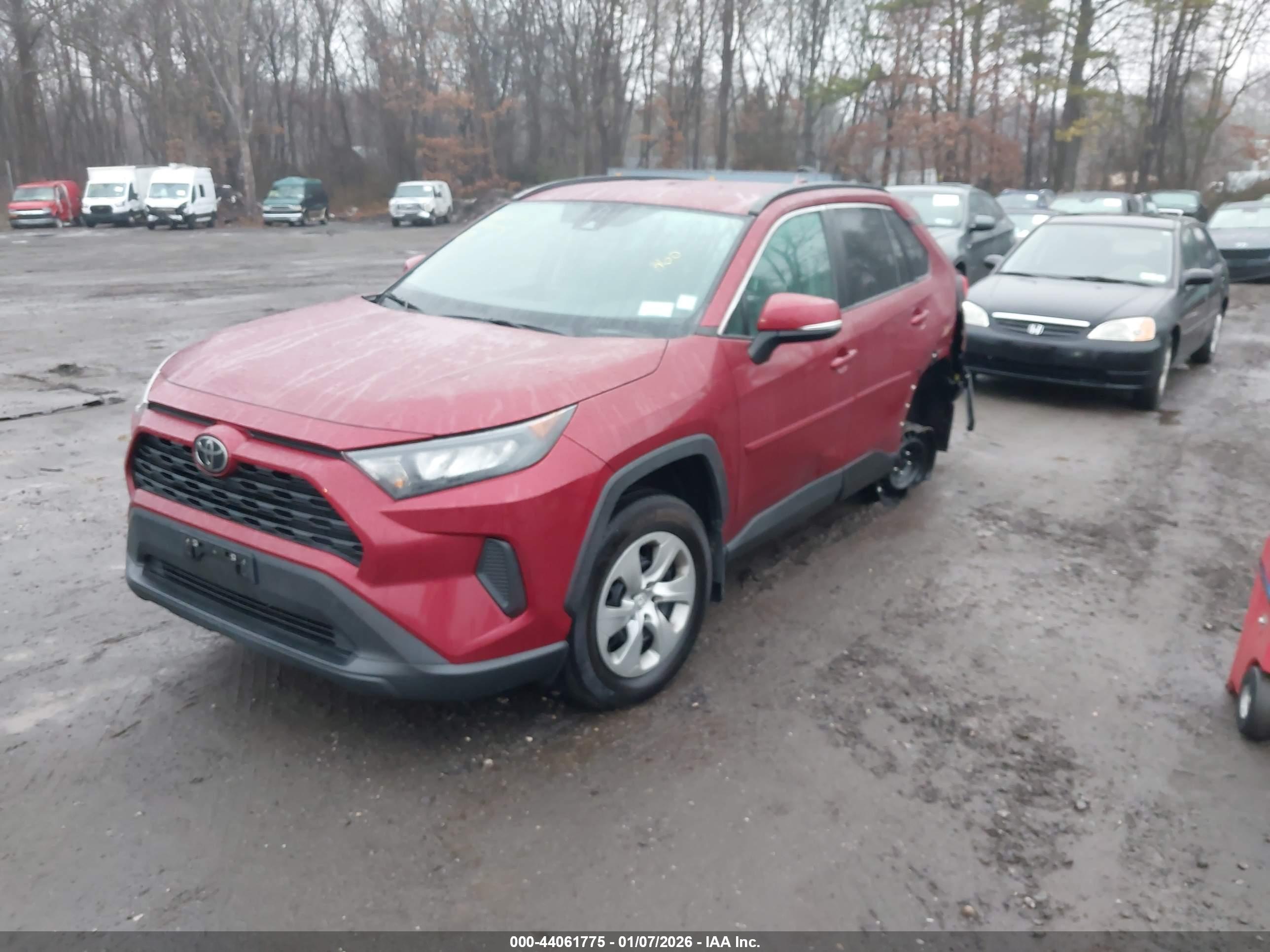 TOYOTA RAV4 image 2