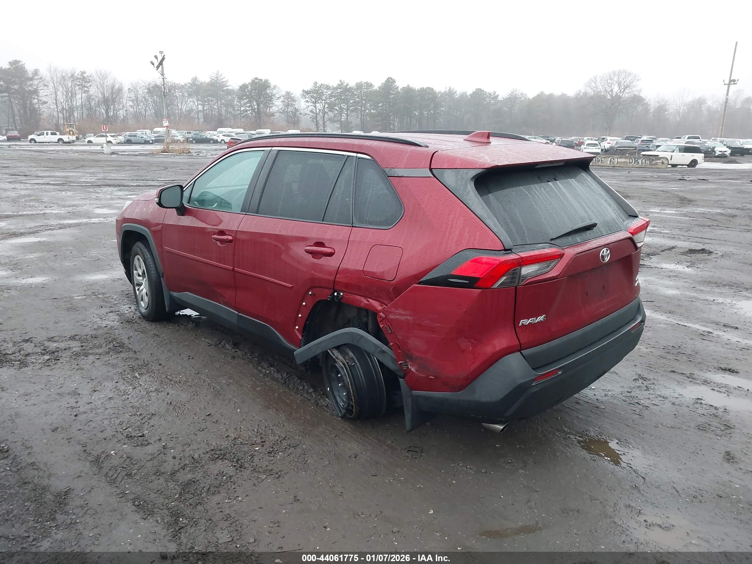 TOYOTA RAV4 image 3