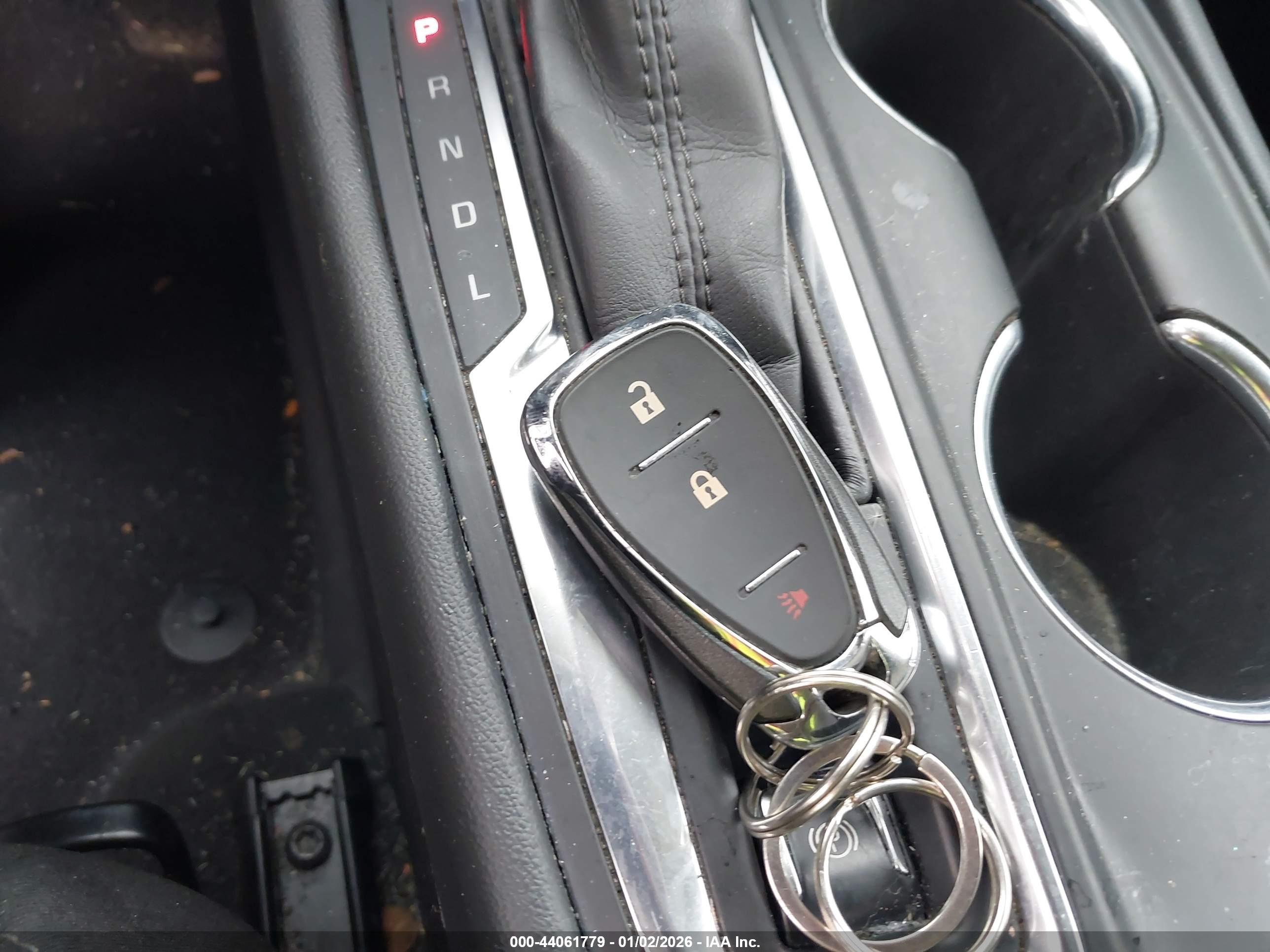 CHEVROLET EQUINOX image 11