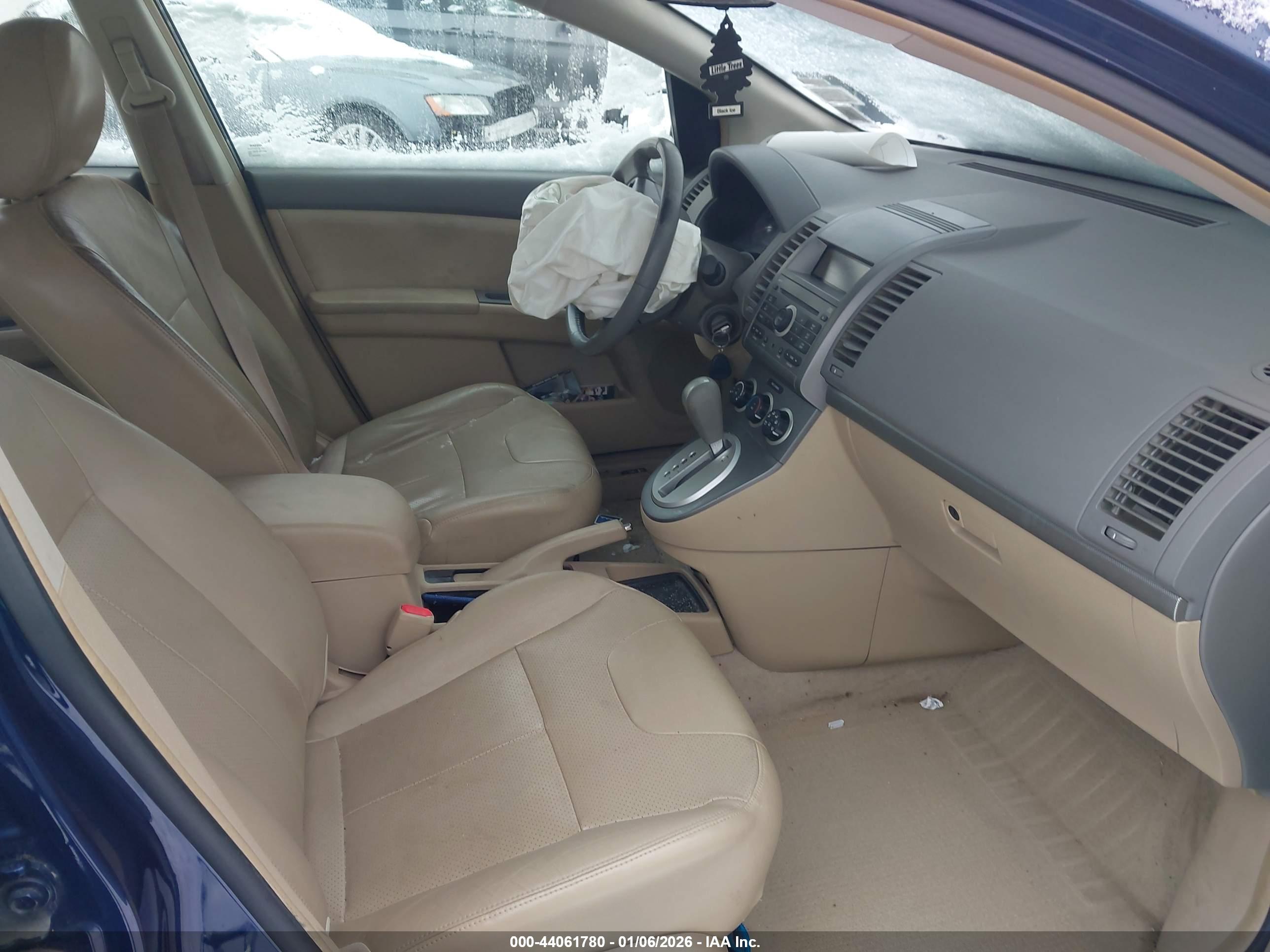 NISSAN SENTRA image 5