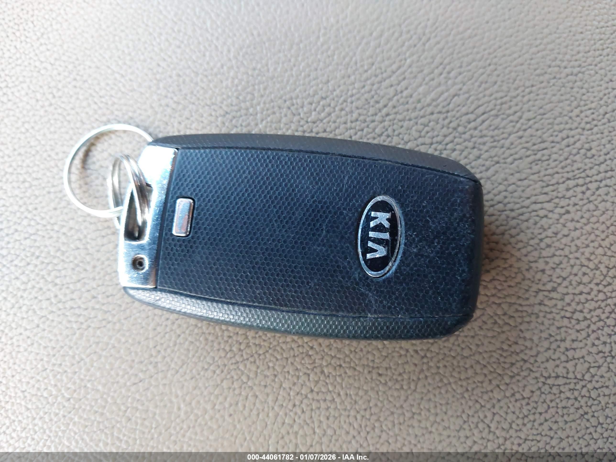 KIA SEDONA image 11