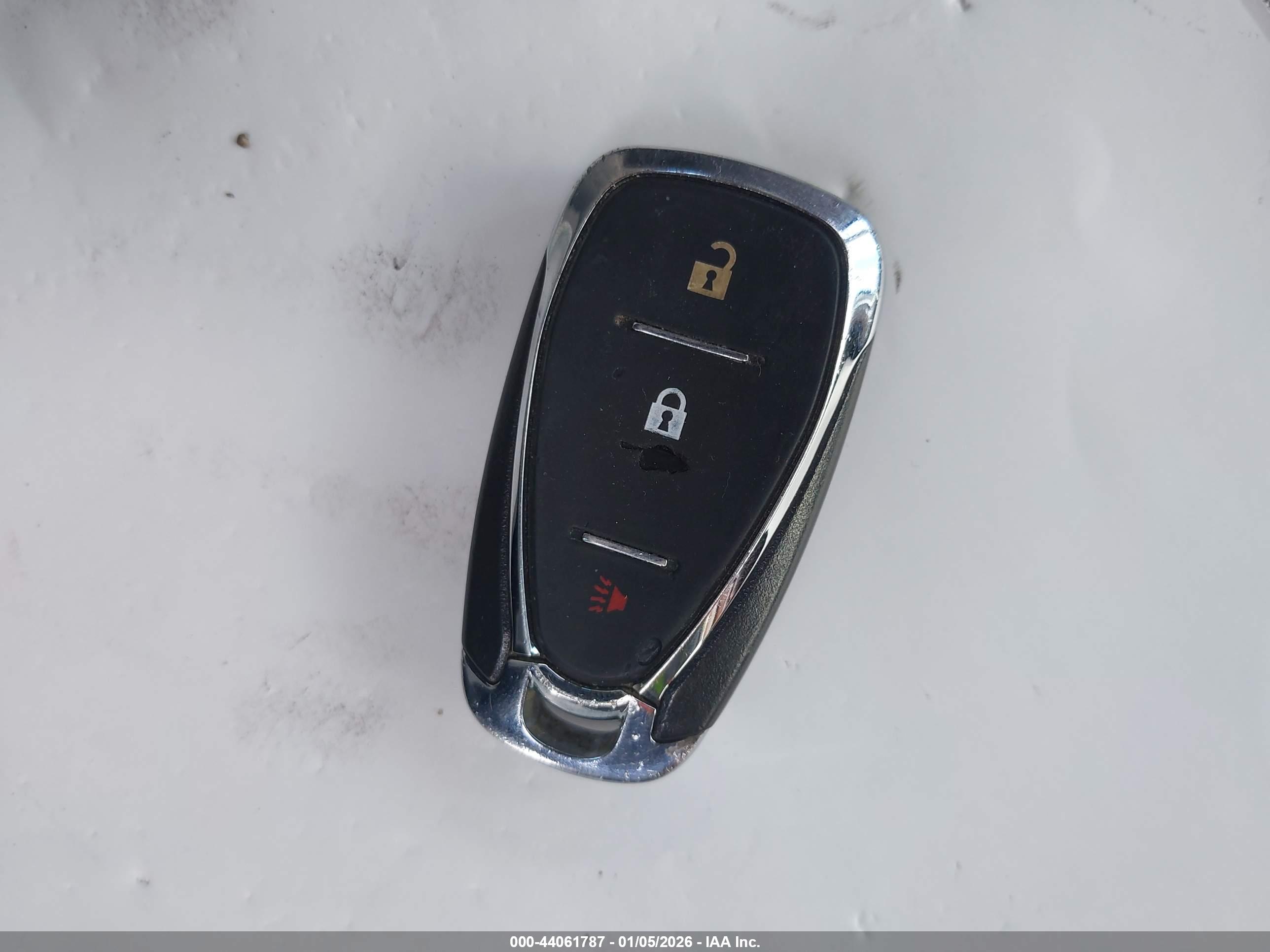 CHEVROLET EQUINOX image 11