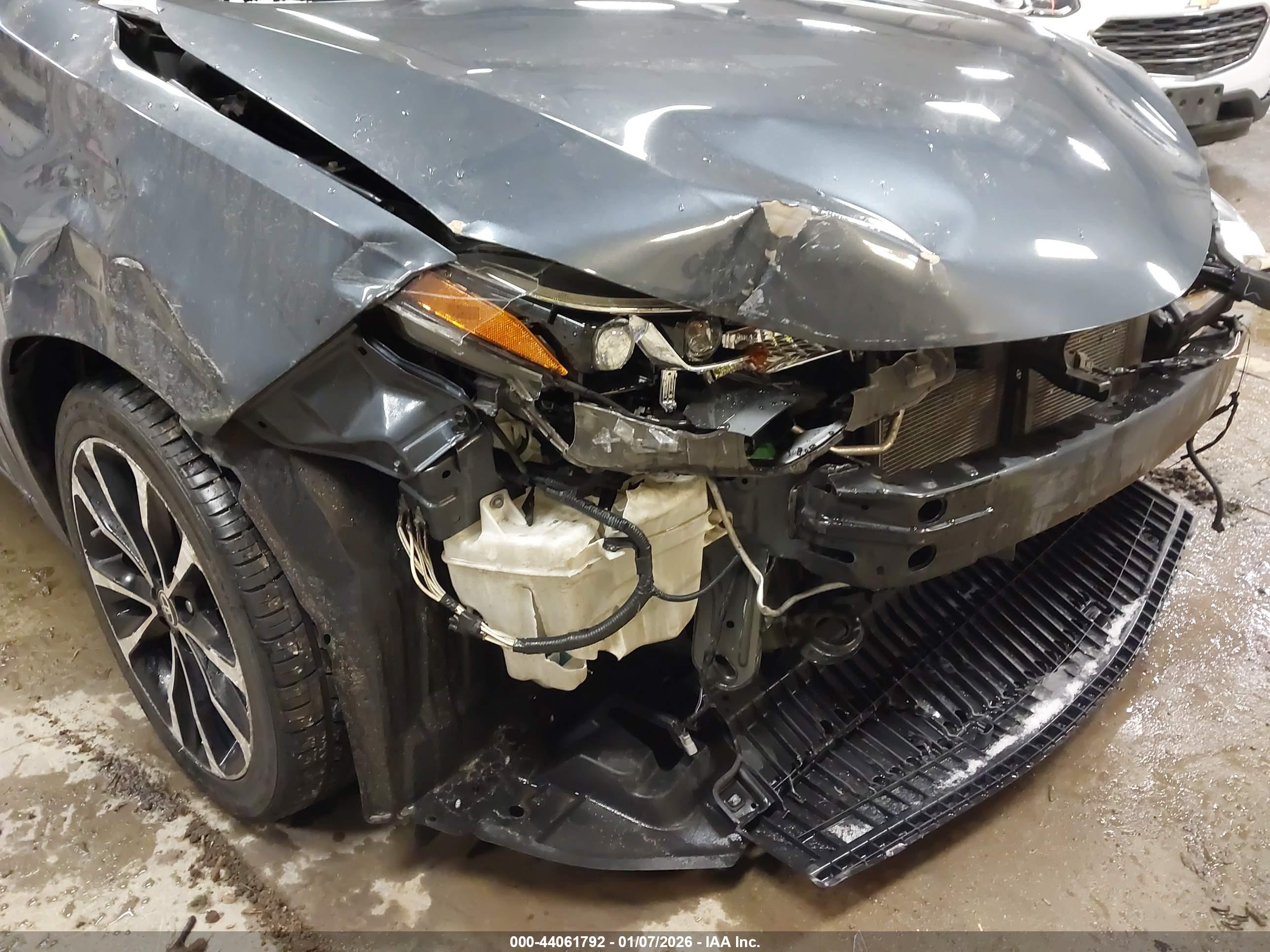TOYOTA COROLLA image 6