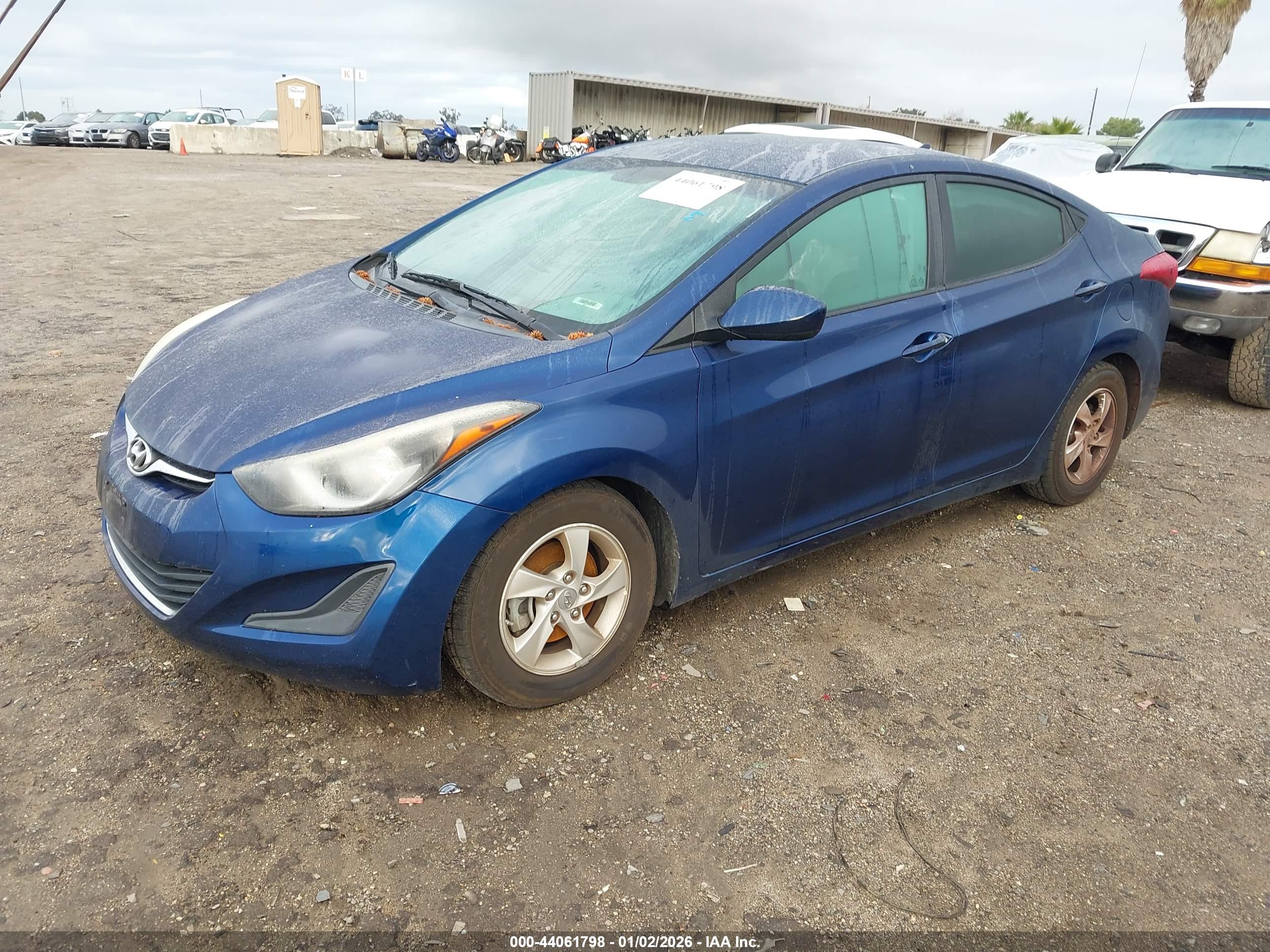 HYUNDAI ELANTRA image 2
