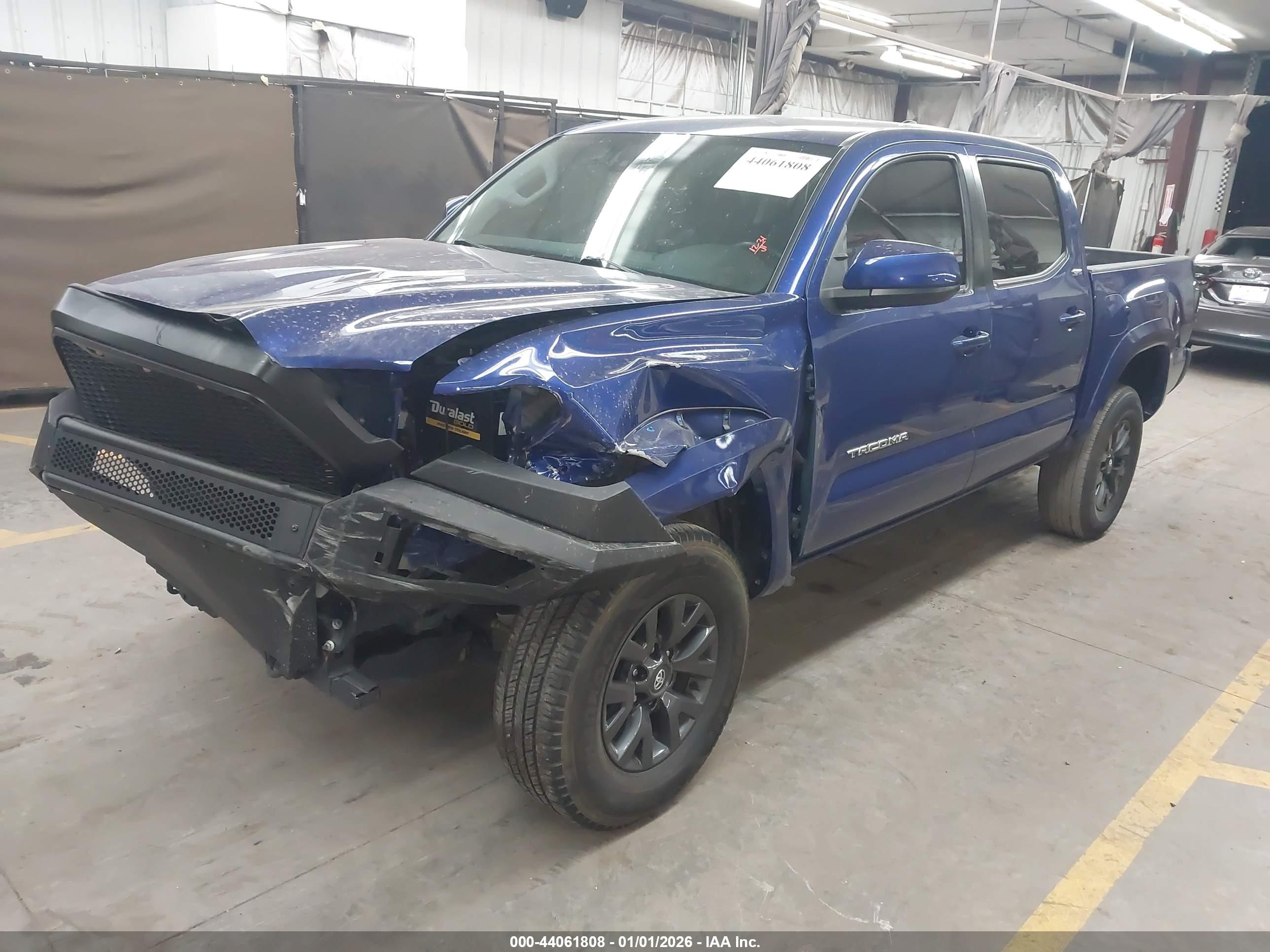 TOYOTA TACOMA image 2