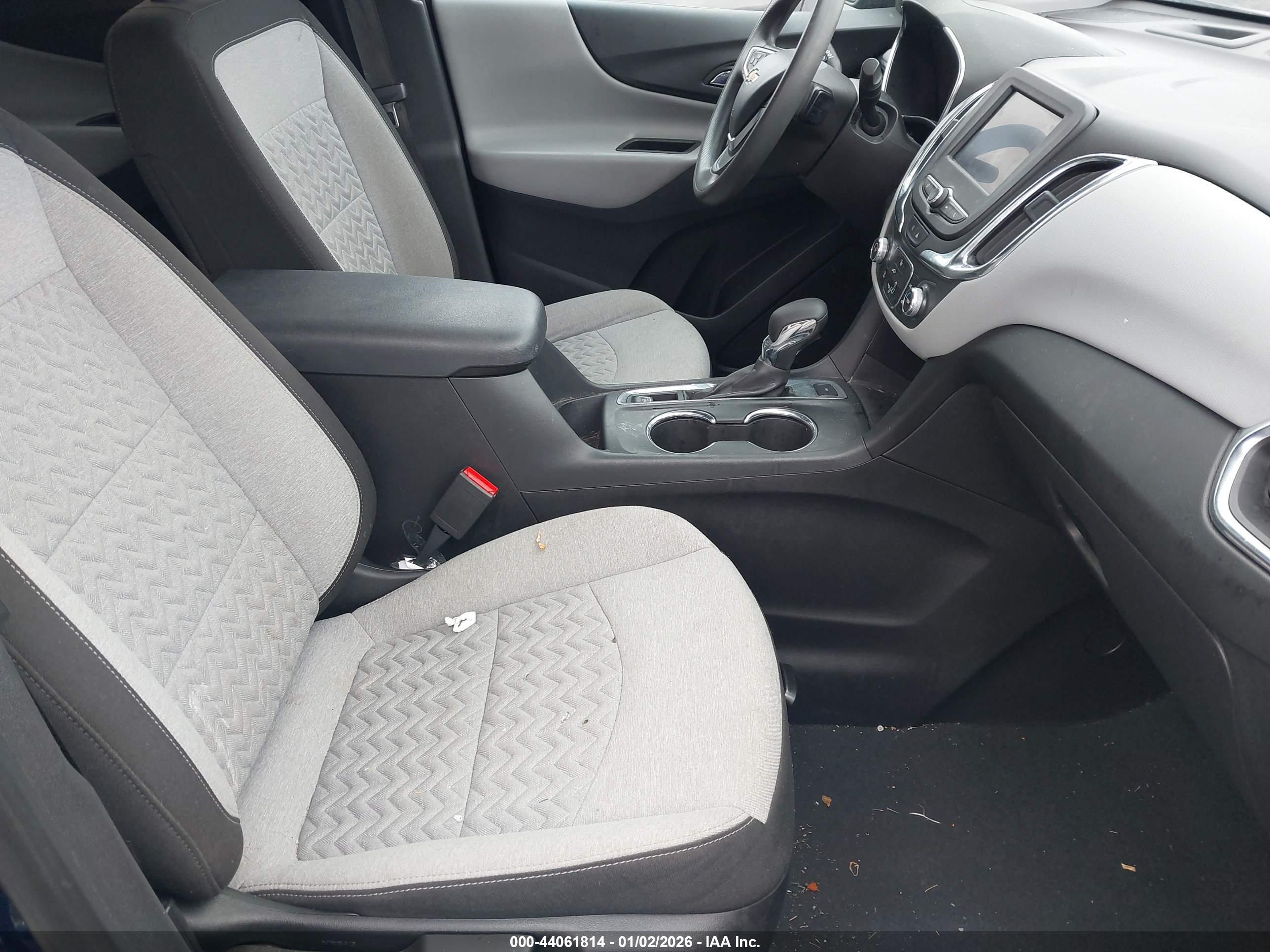 CHEVROLET EQUINOX image 5