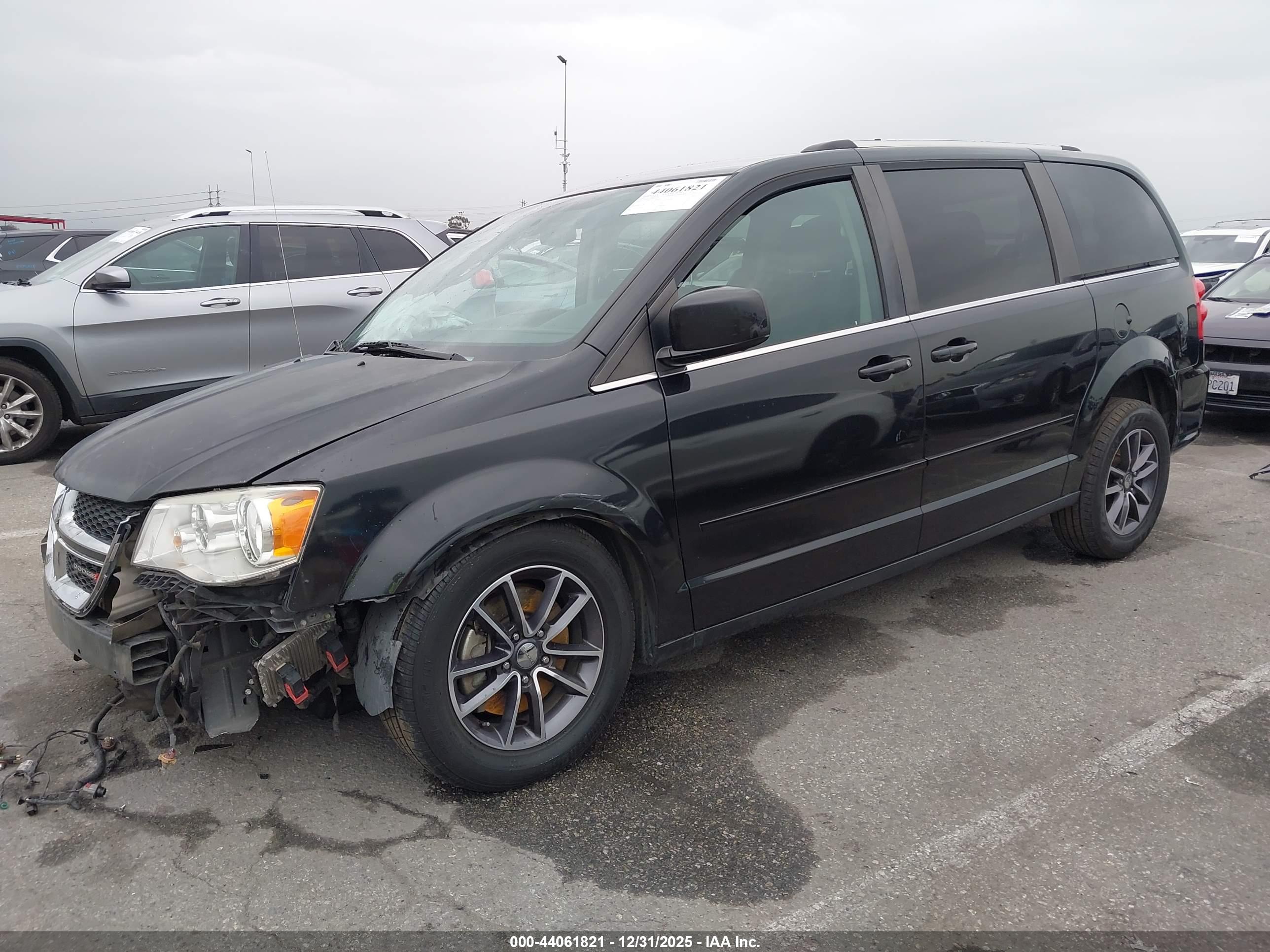 DODGE GRAND image 2