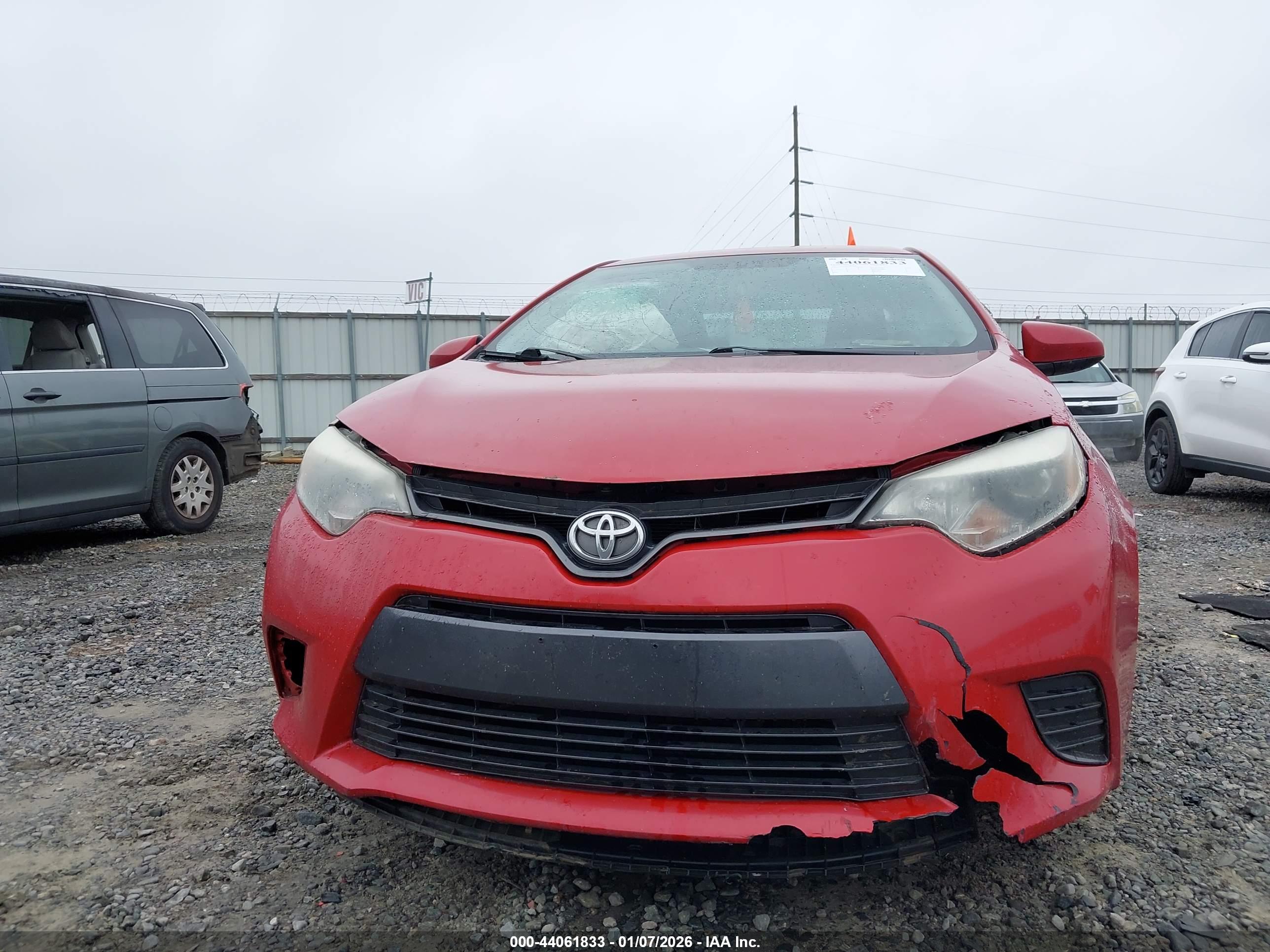 TOYOTA COROLLA image 6