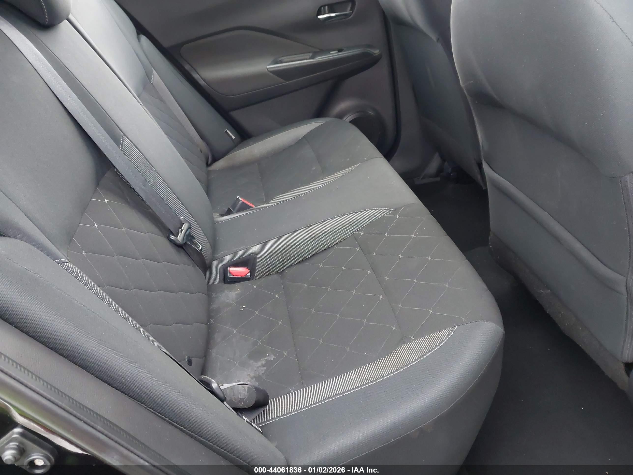 NISSAN KICKS image 8