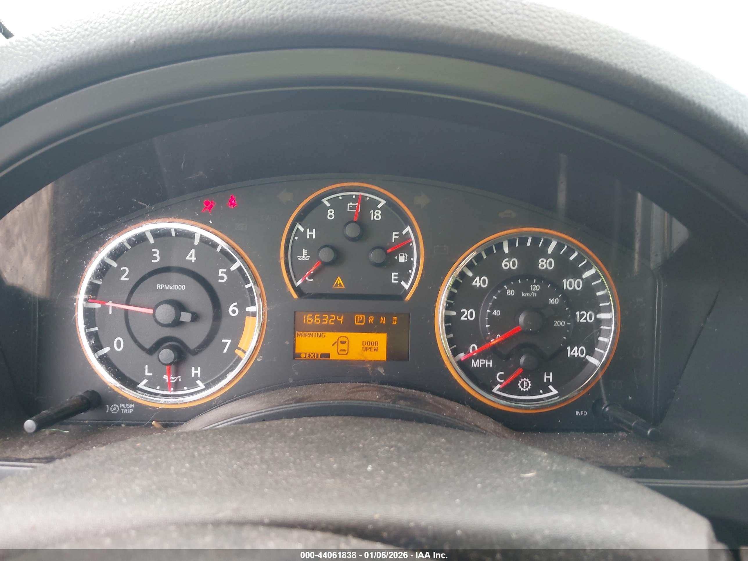 NISSAN ARMADA image 7