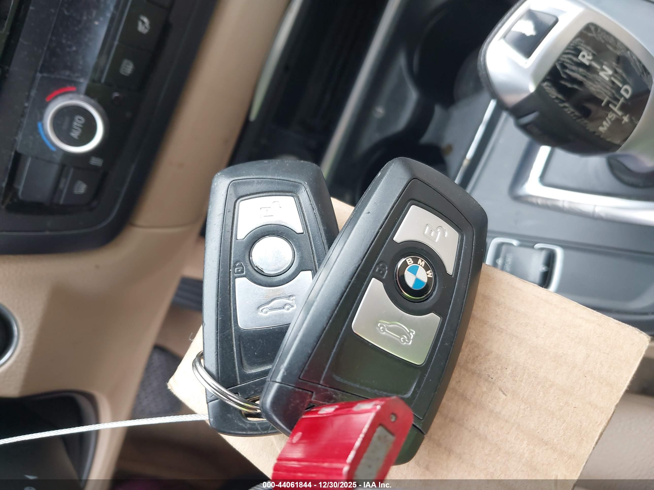 BMW 328I image 11