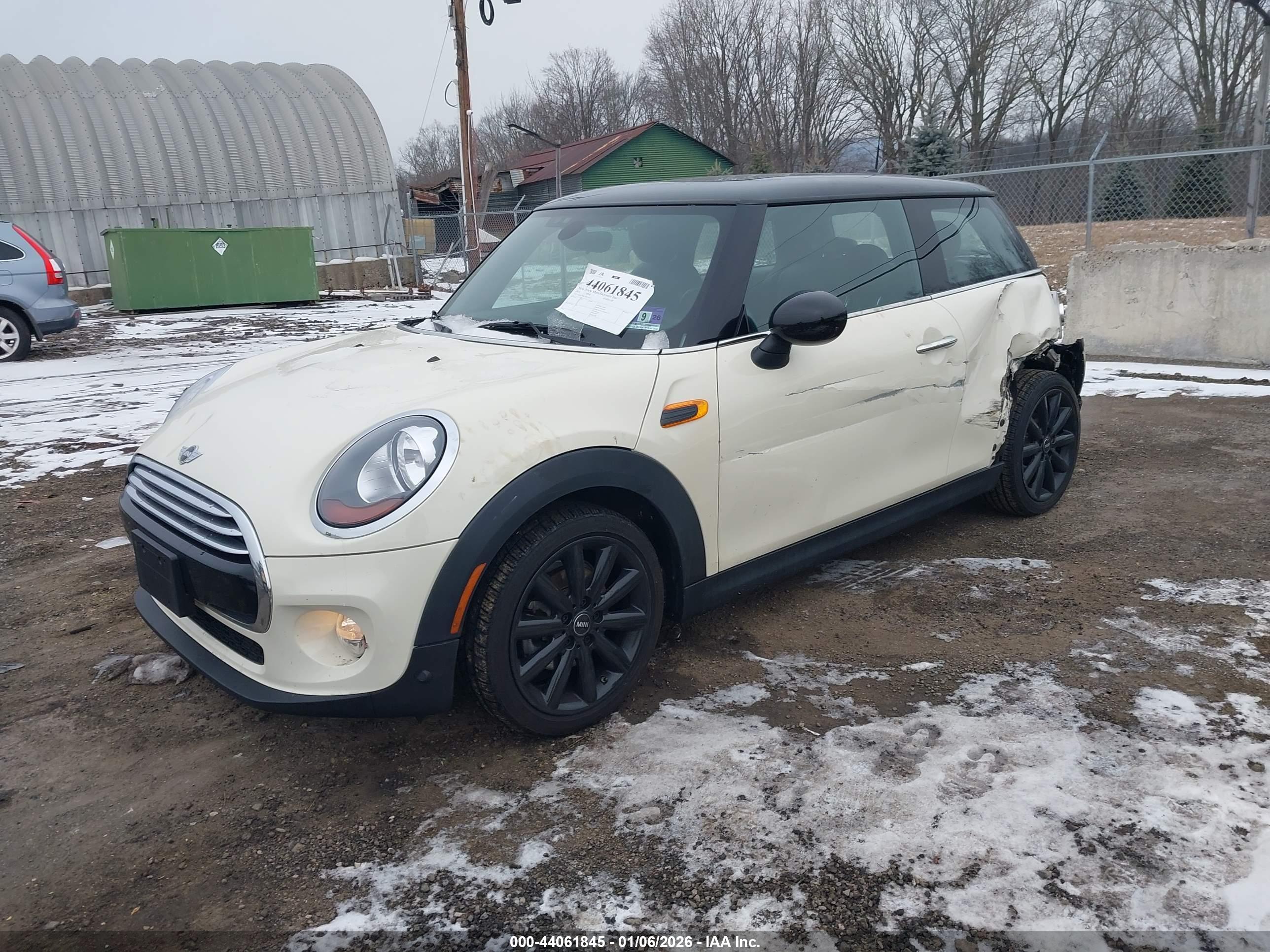 MINI HARDTOP image 2