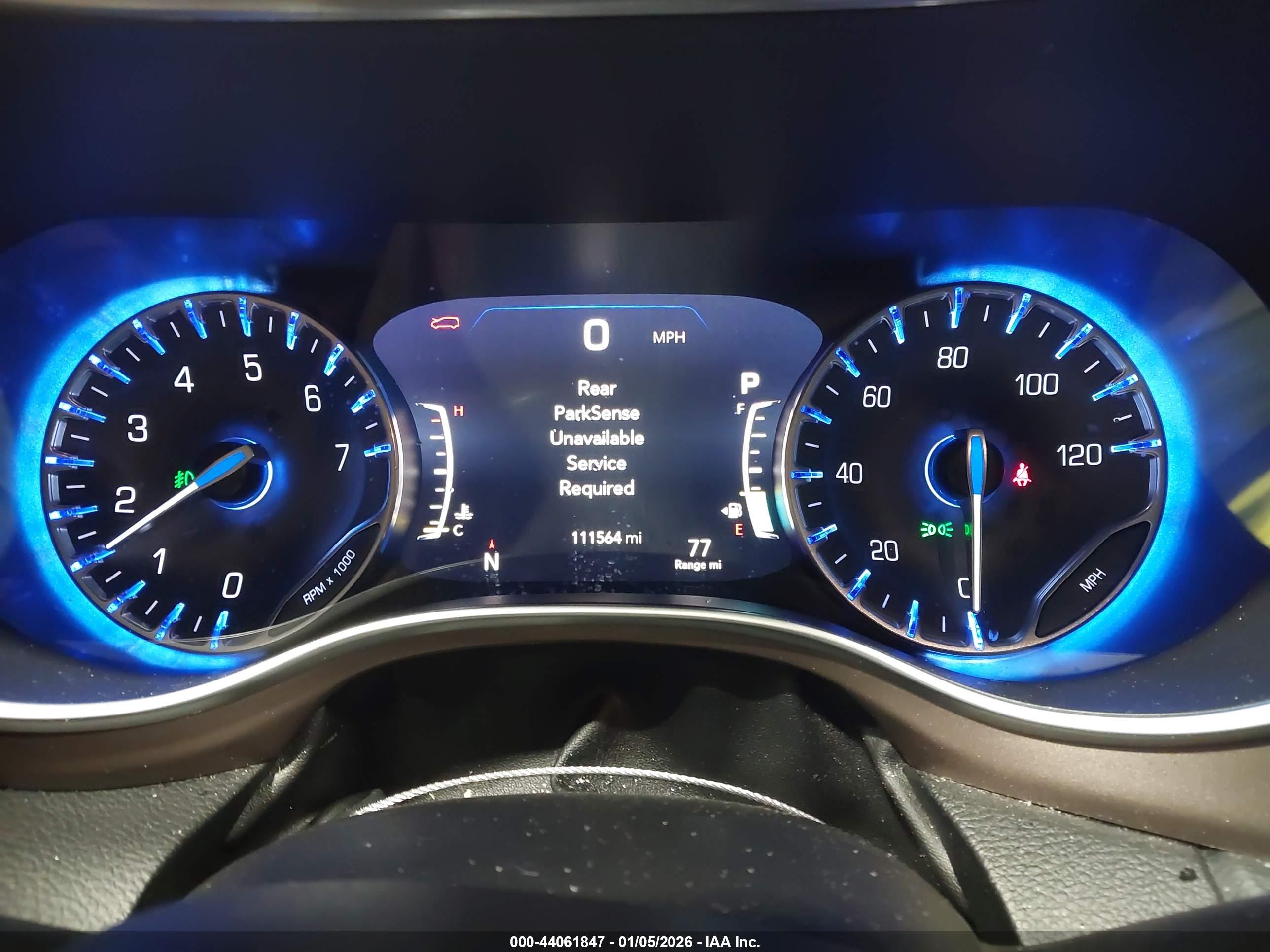 CHRYSLER PACIFICA image 7