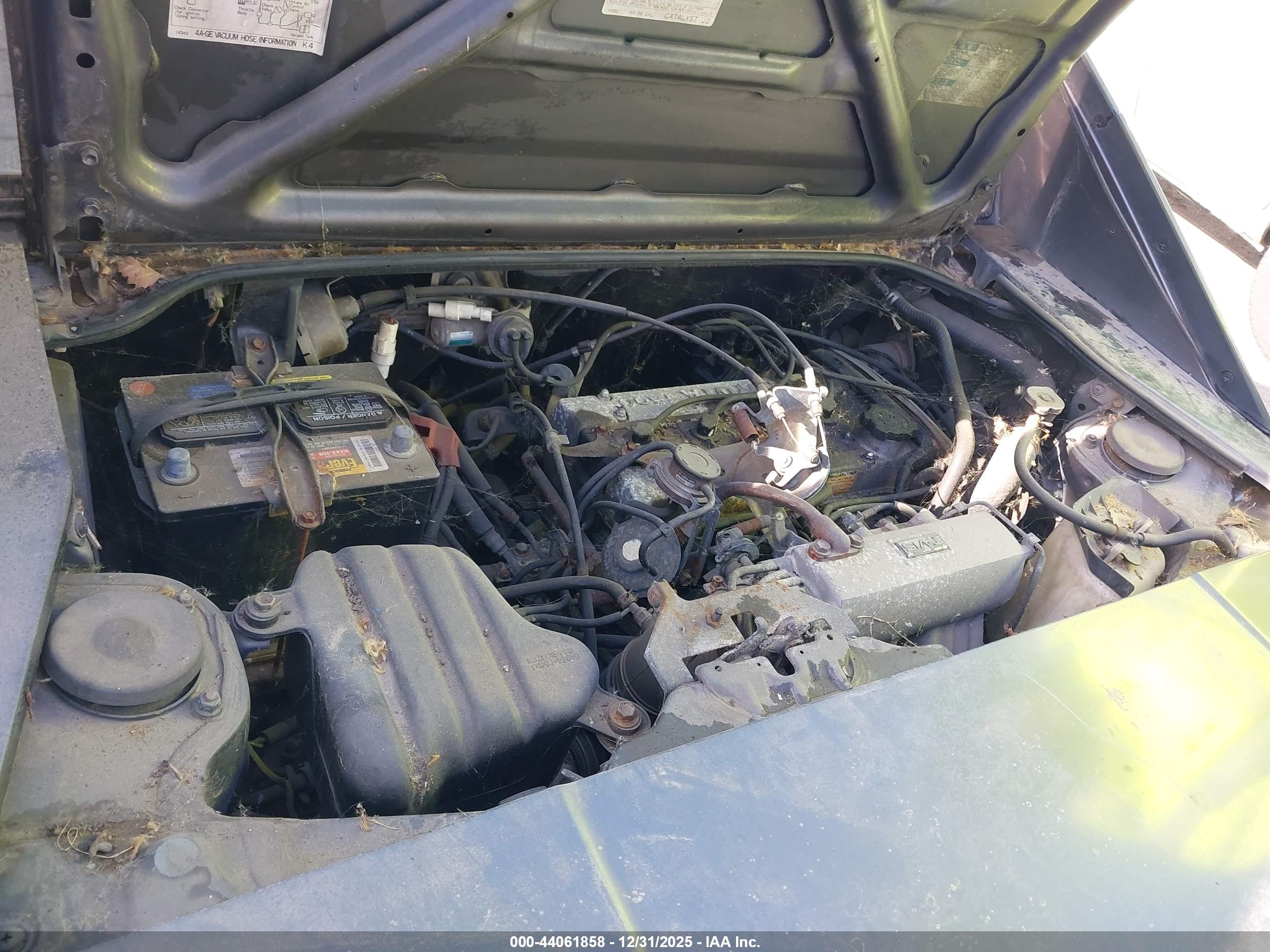 TOYOTA MR2 image 10