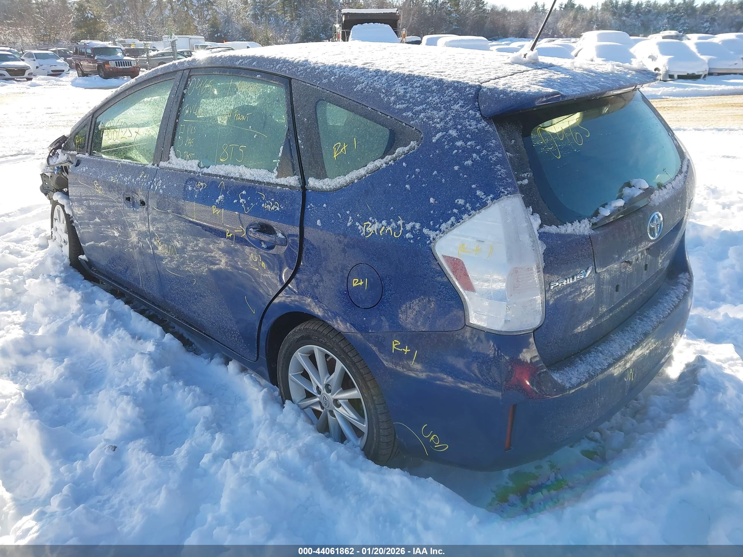 TOYOTA PRIUS image 3