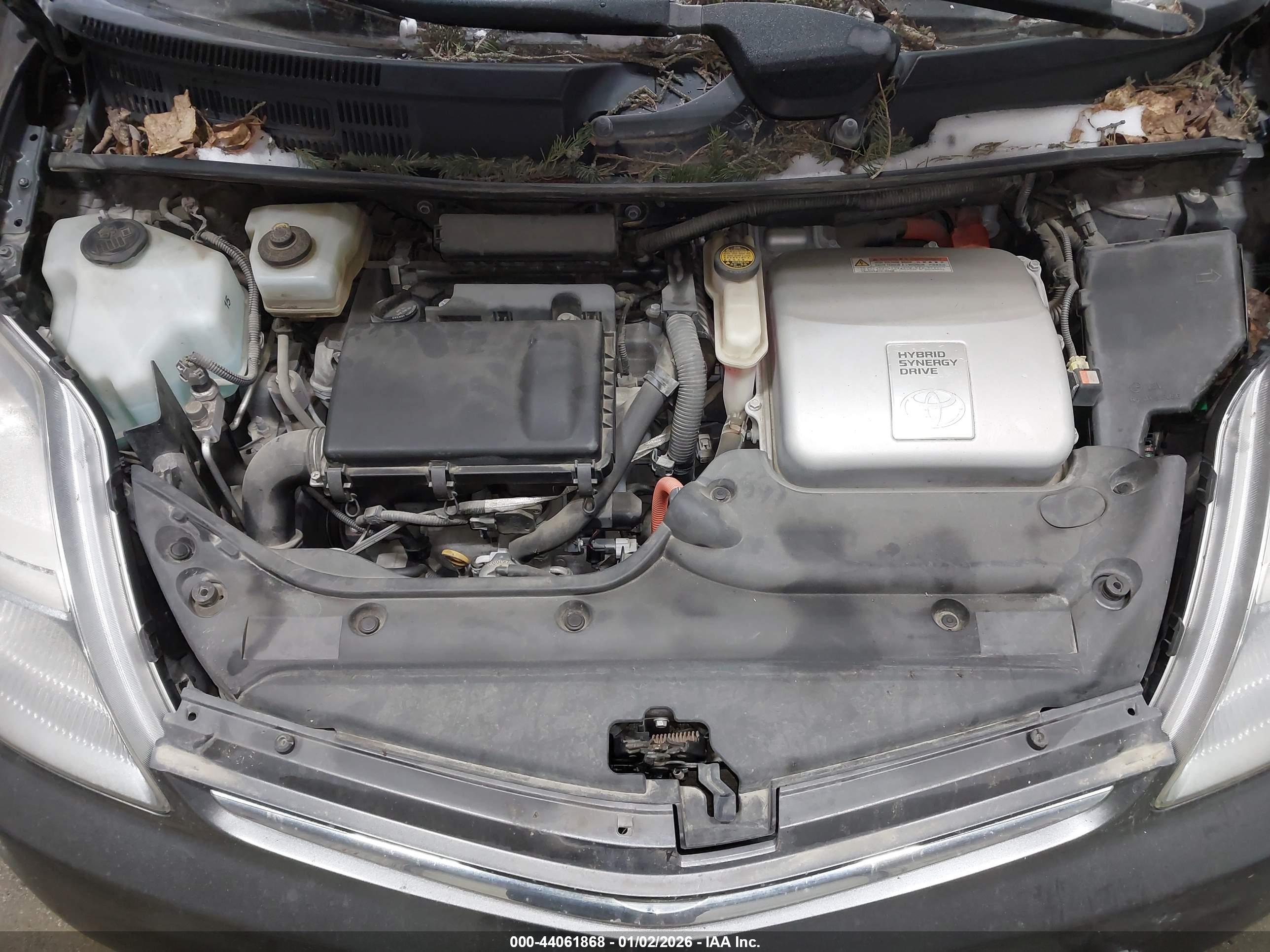 TOYOTA PRIUS image 10