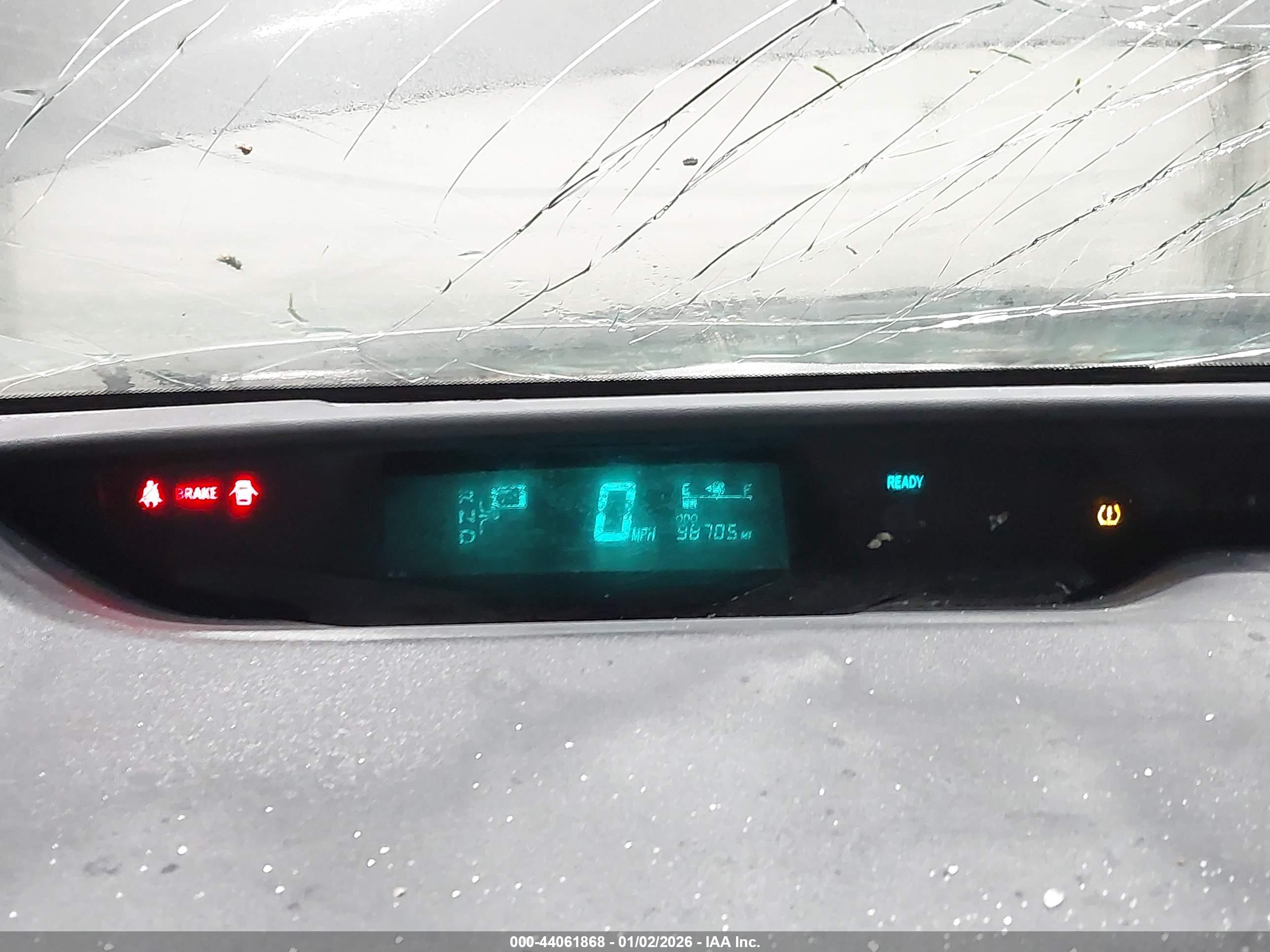 TOYOTA PRIUS image 7
