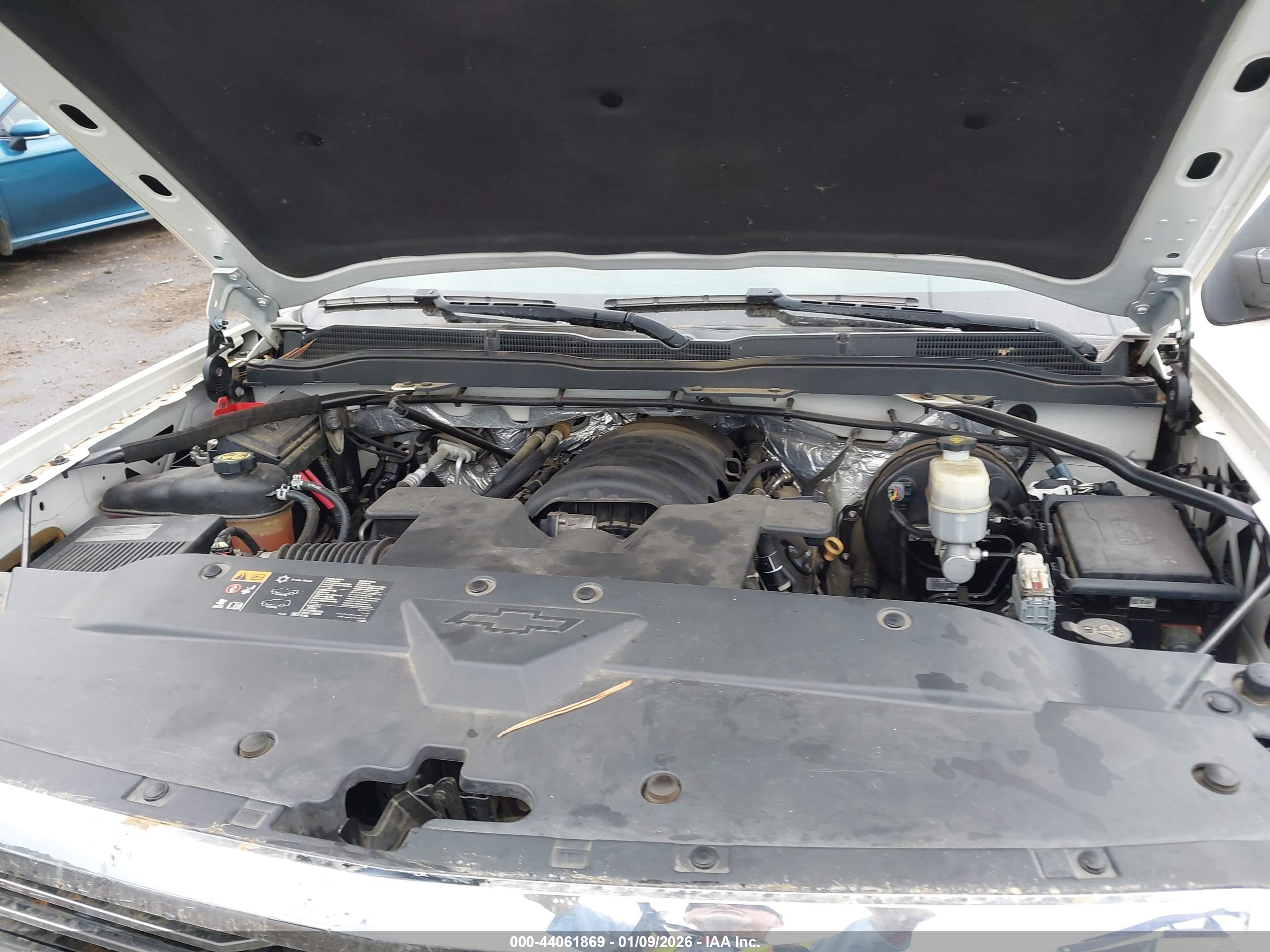 CHEVROLET SILVERADO image 10