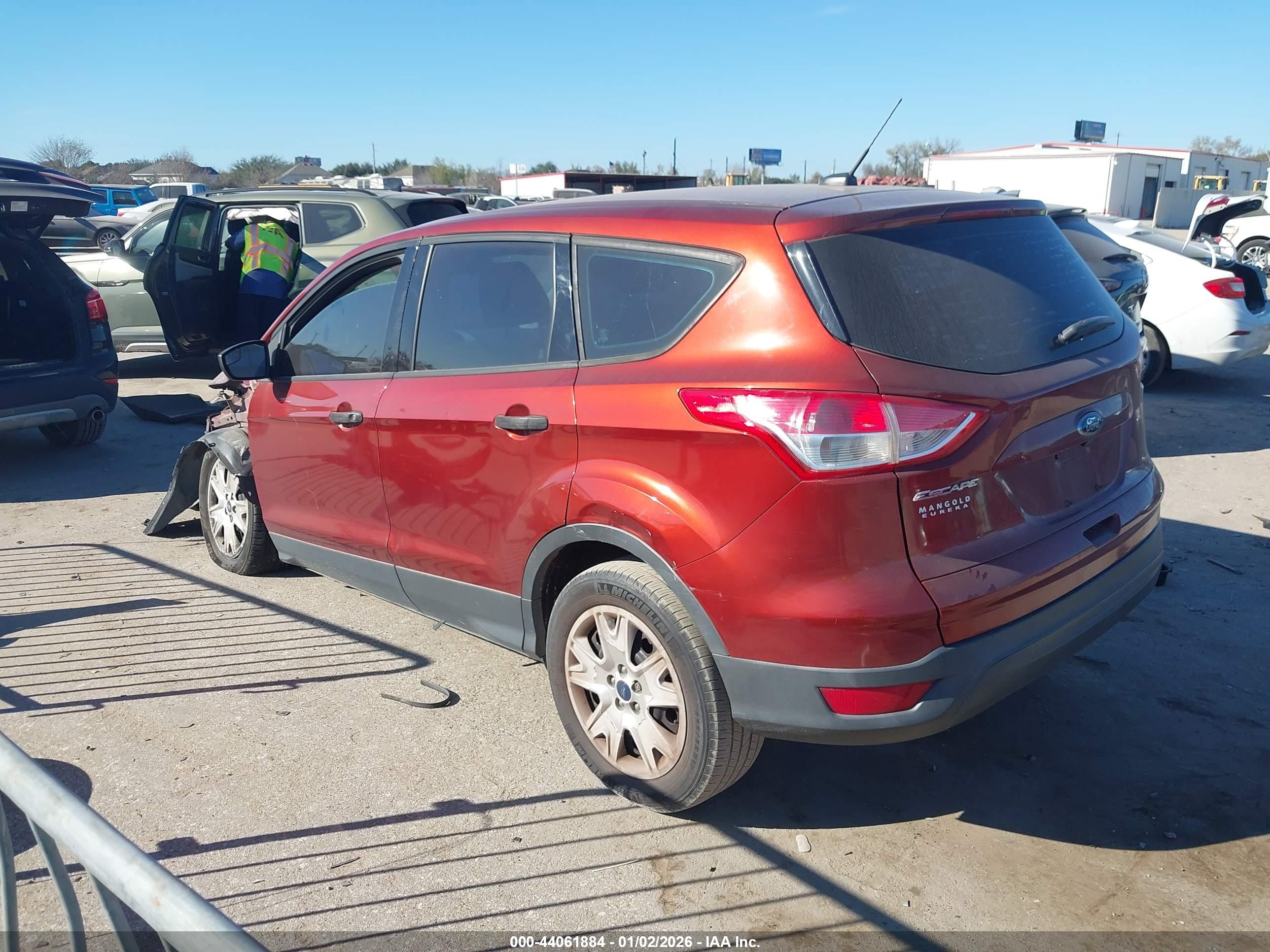 FORD ESCAPE image 3