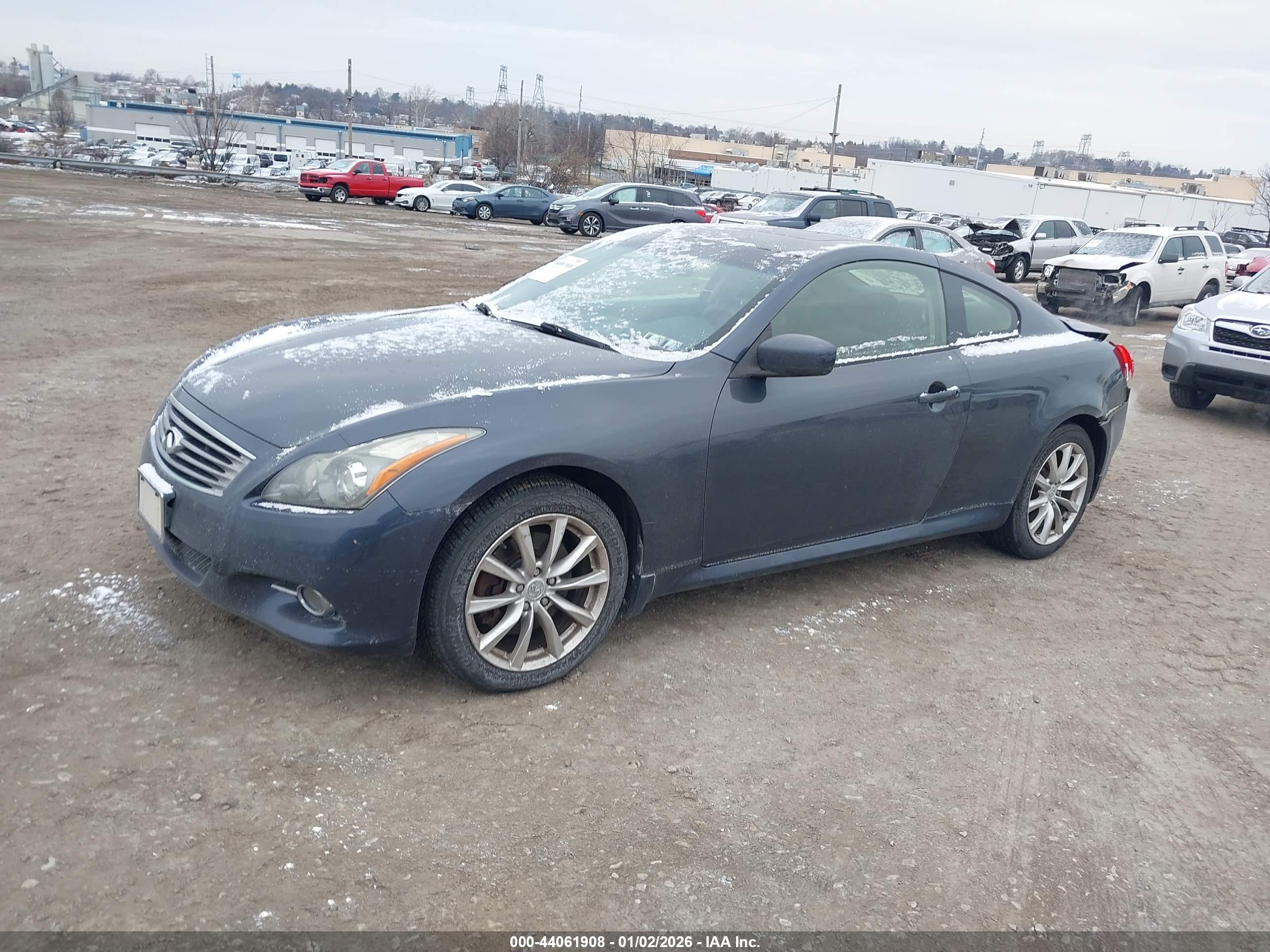 INFINITI G37X image 2