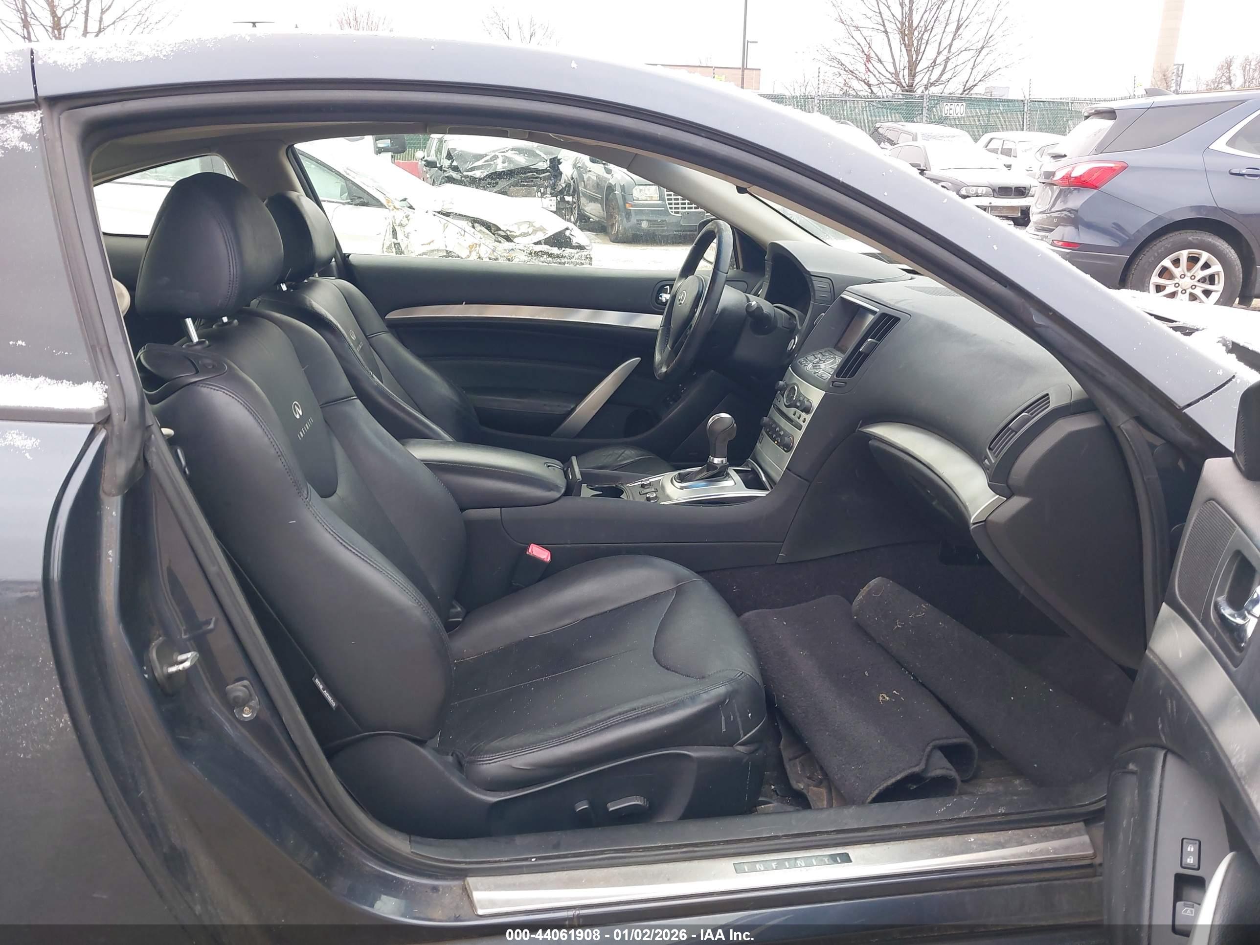 INFINITI G37X image 5
