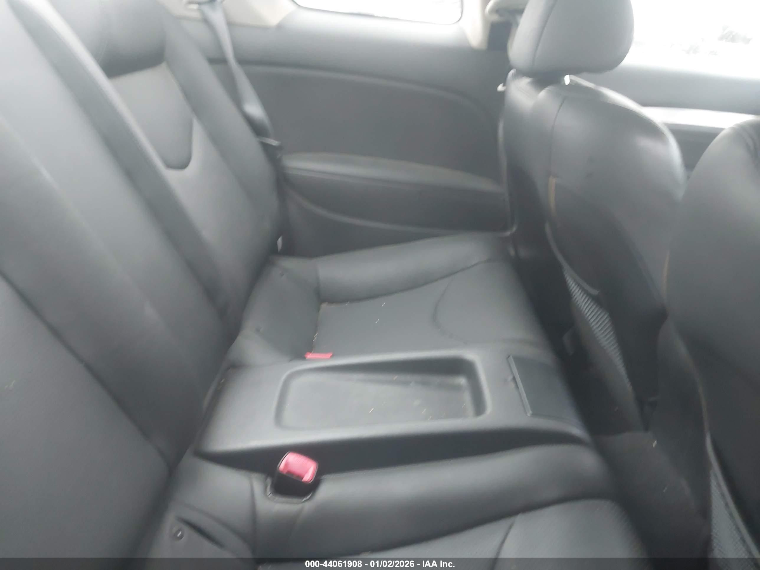 INFINITI G37X image 8