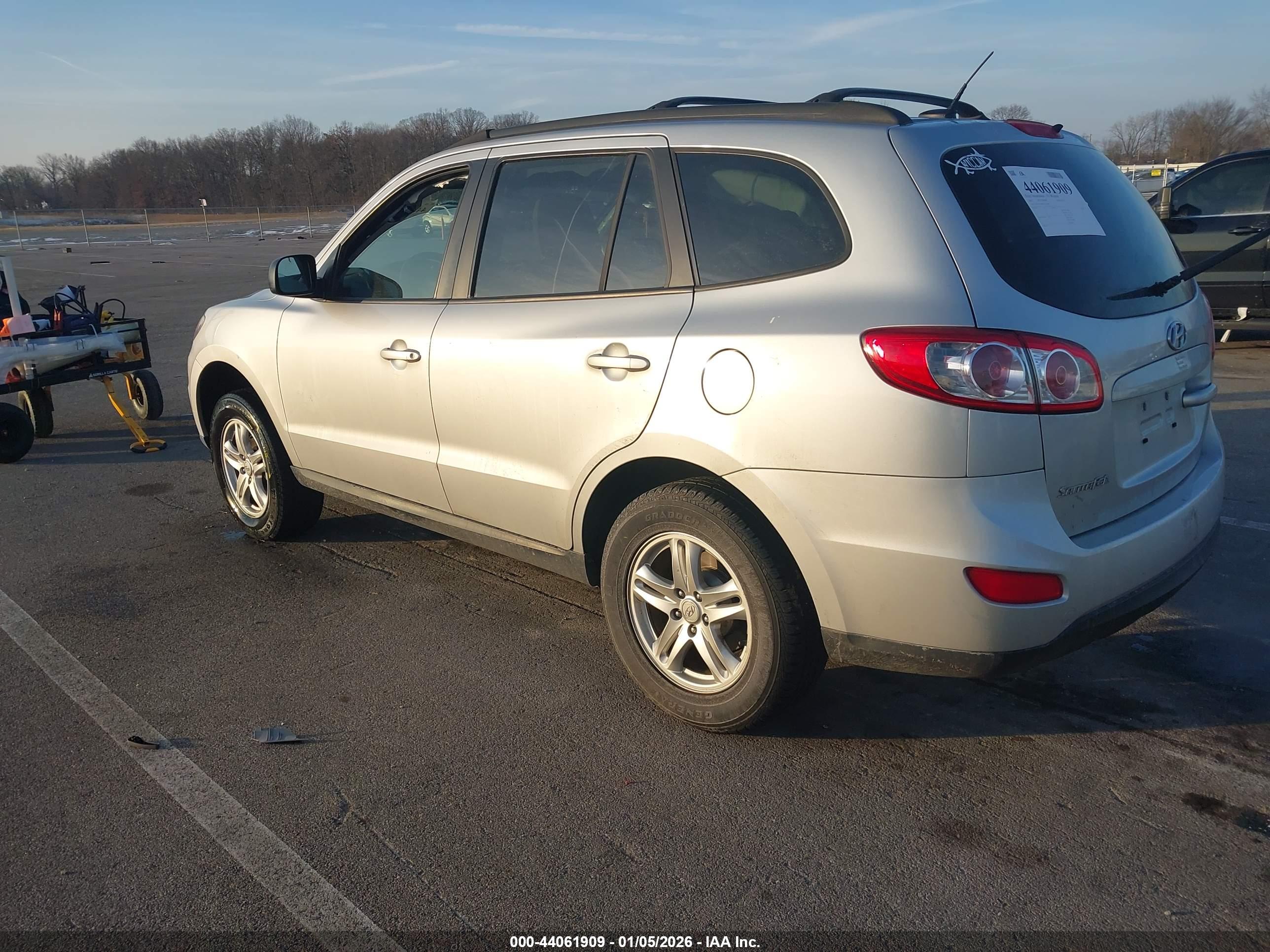 HYUNDAI SANTA image 3