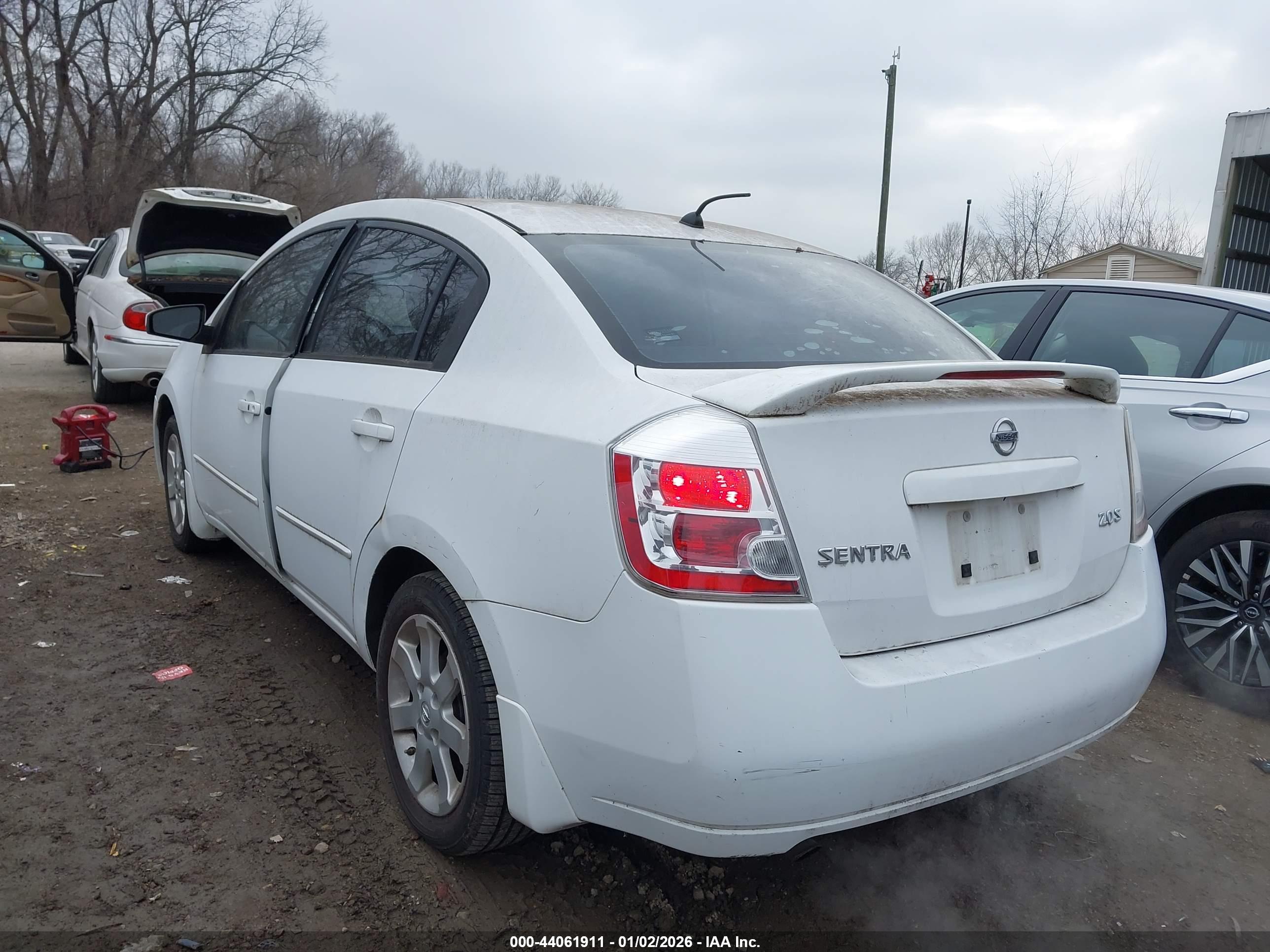 NISSAN SENTRA image 3