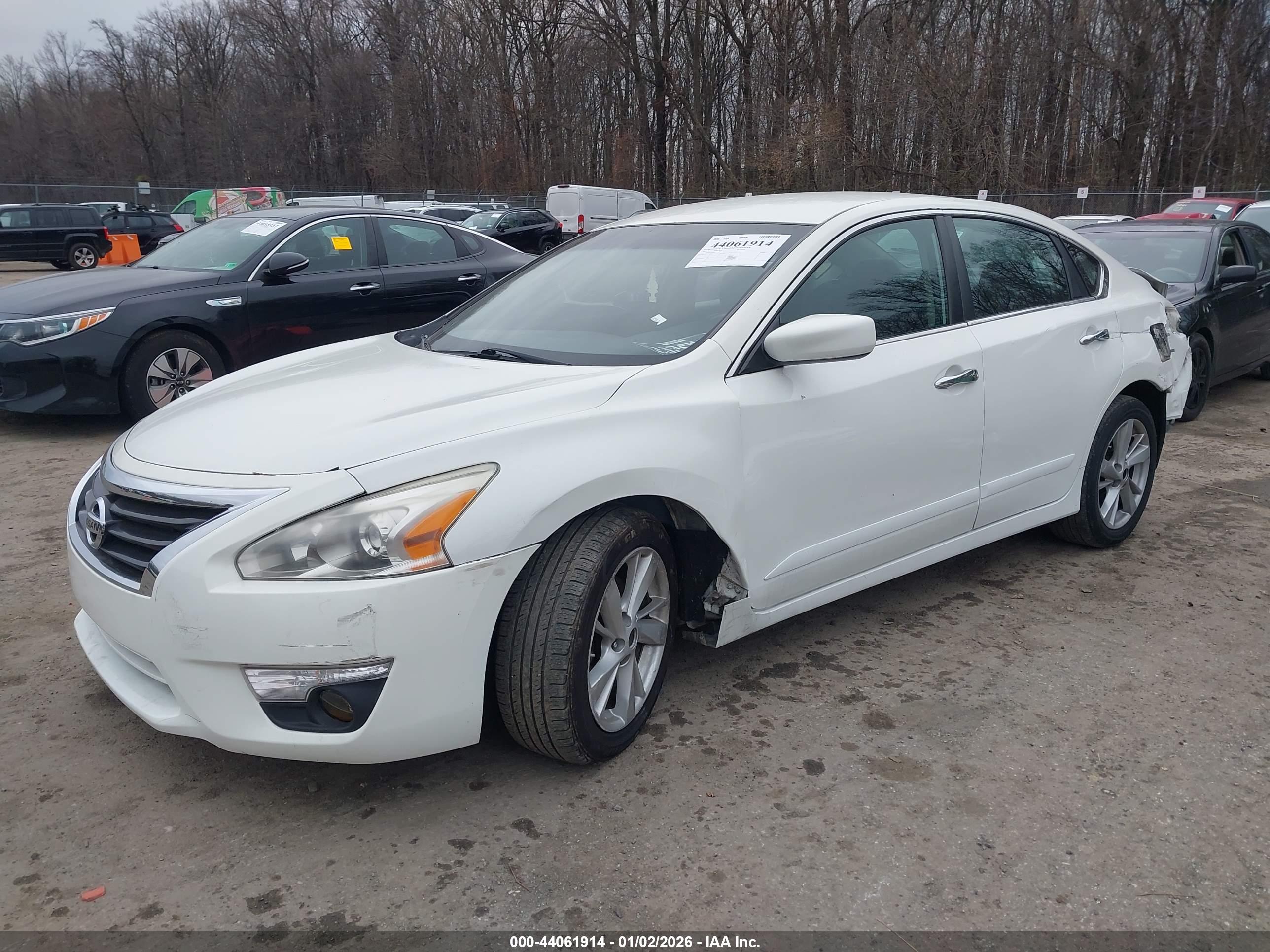 NISSAN ALTIMA image 2