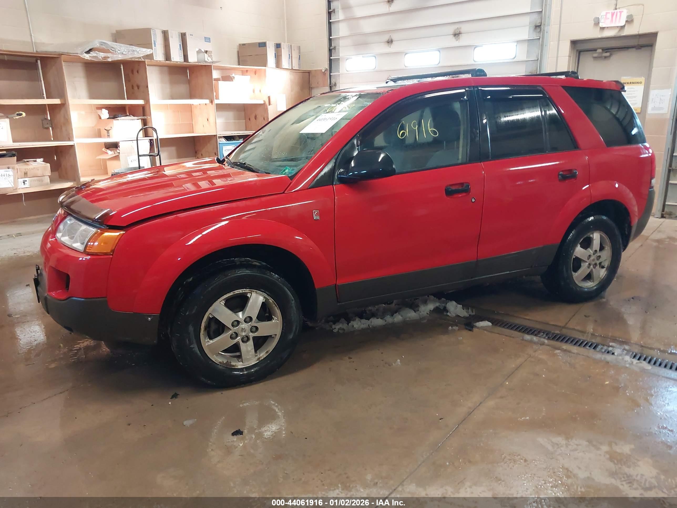 SATURN VUE image 2
