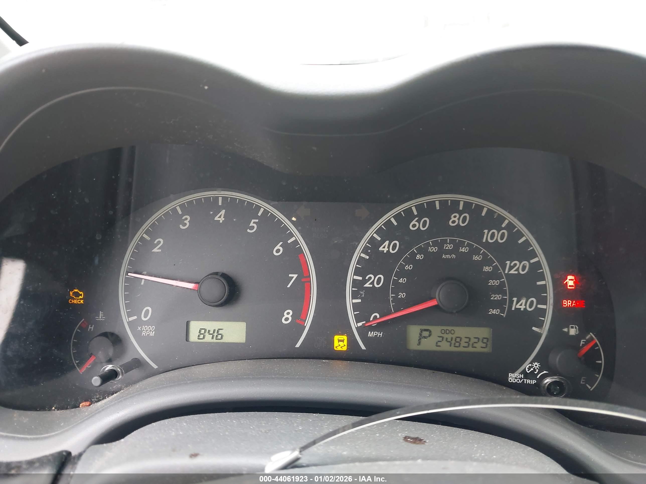 TOYOTA COROLLA image 7