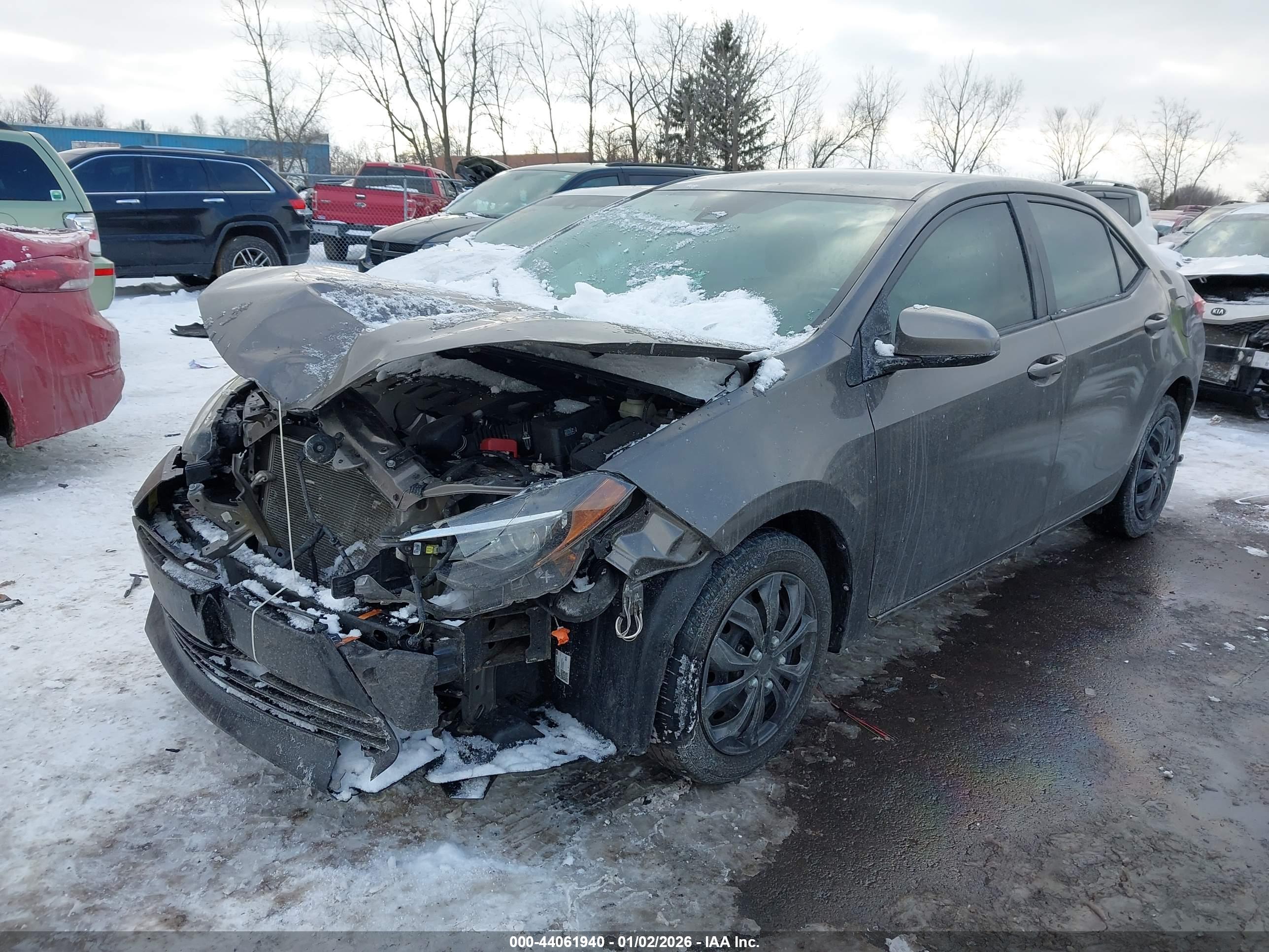 TOYOTA COROLLA image 2