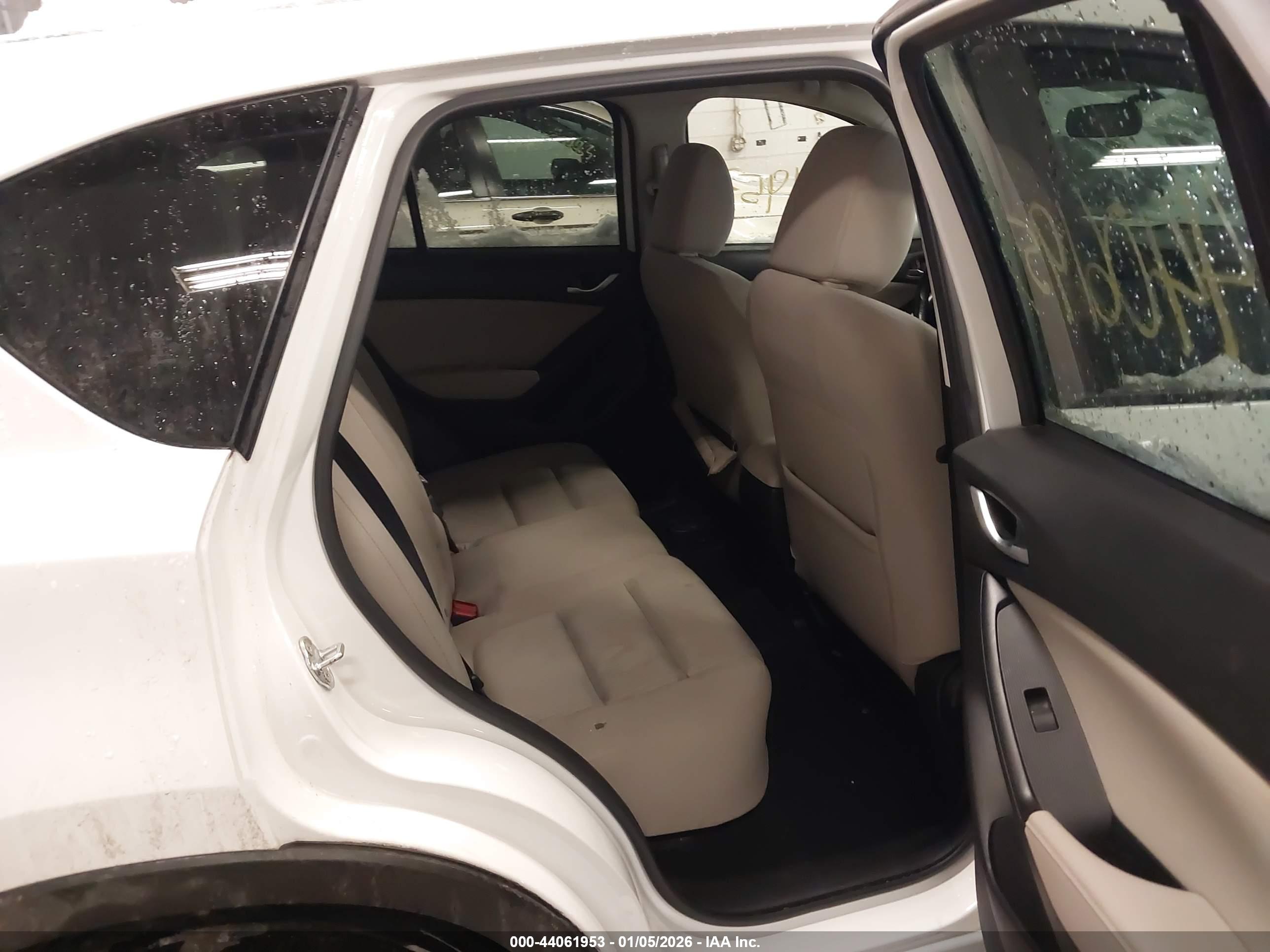 MAZDA CX-5 image 8