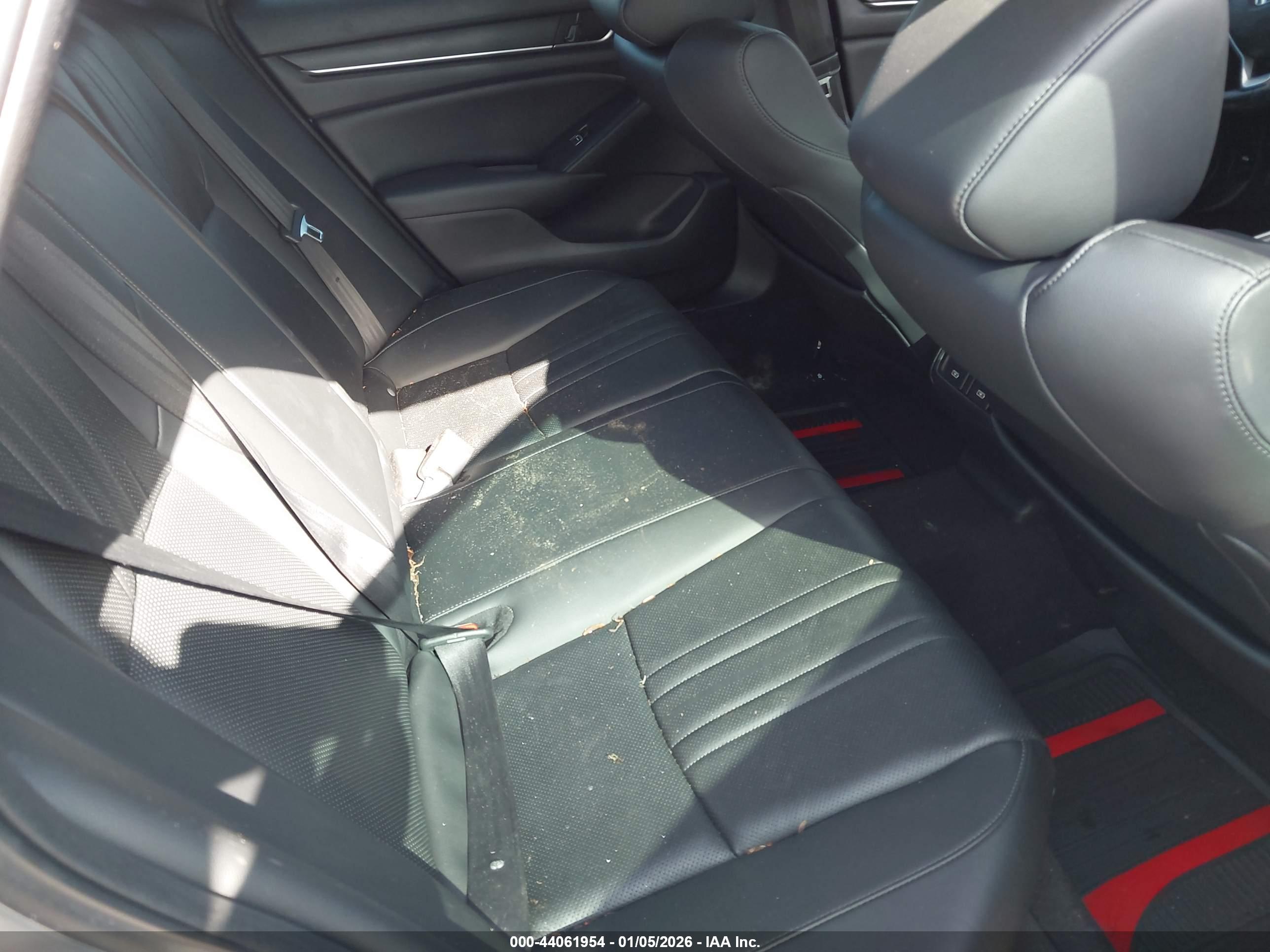 HONDA ACCORD image 8