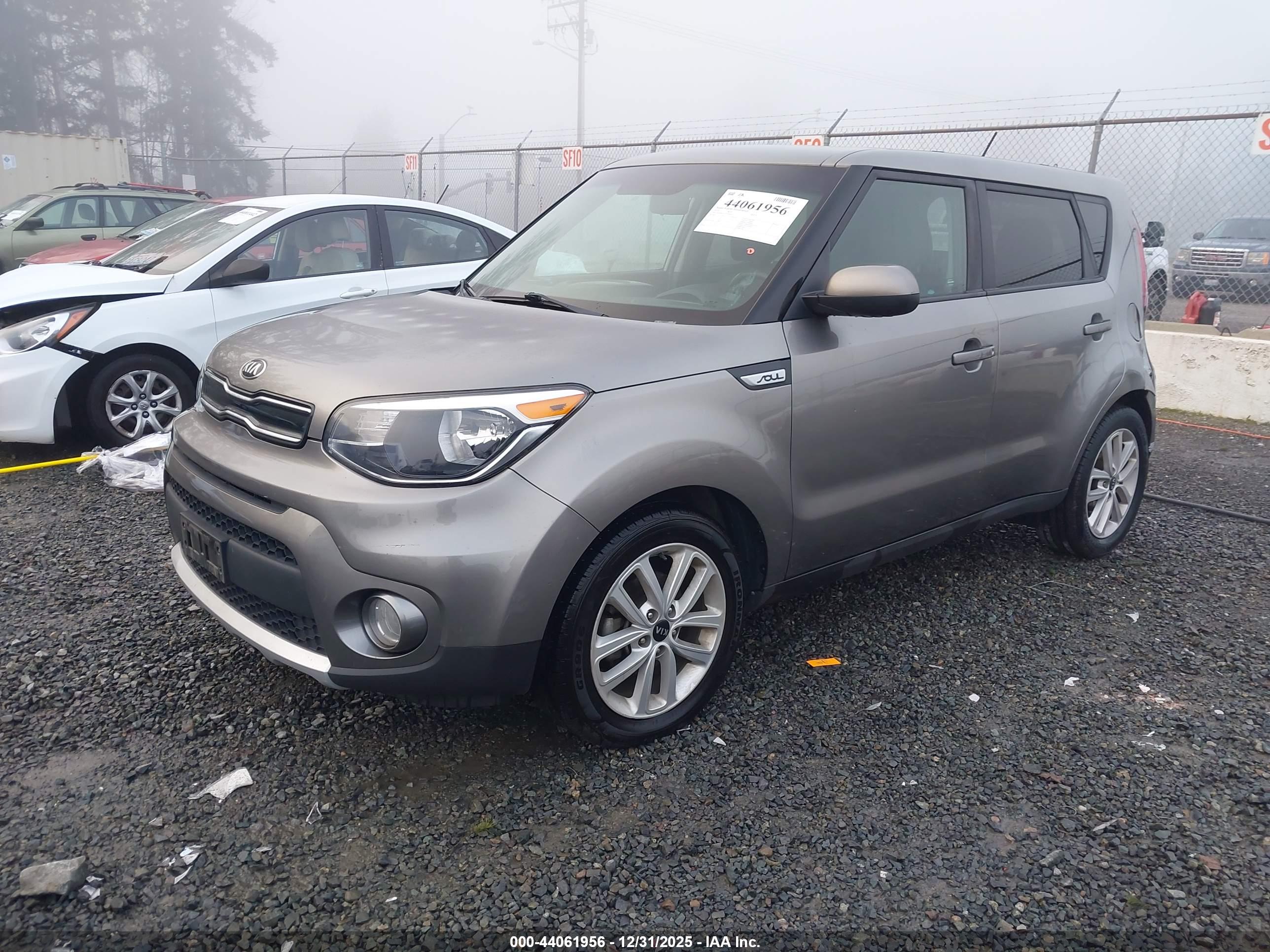 KIA SOUL image 2