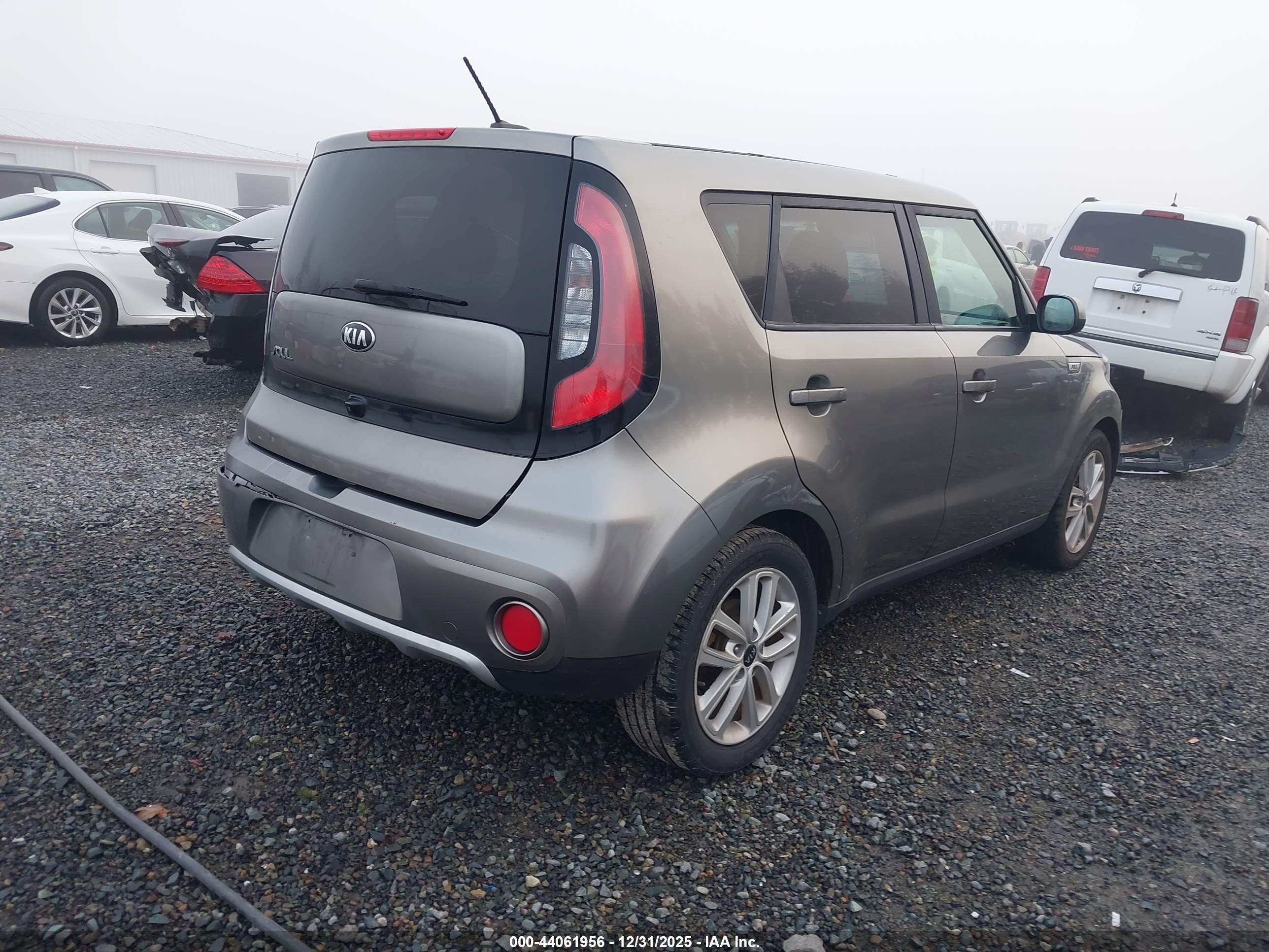 KIA SOUL image 4
