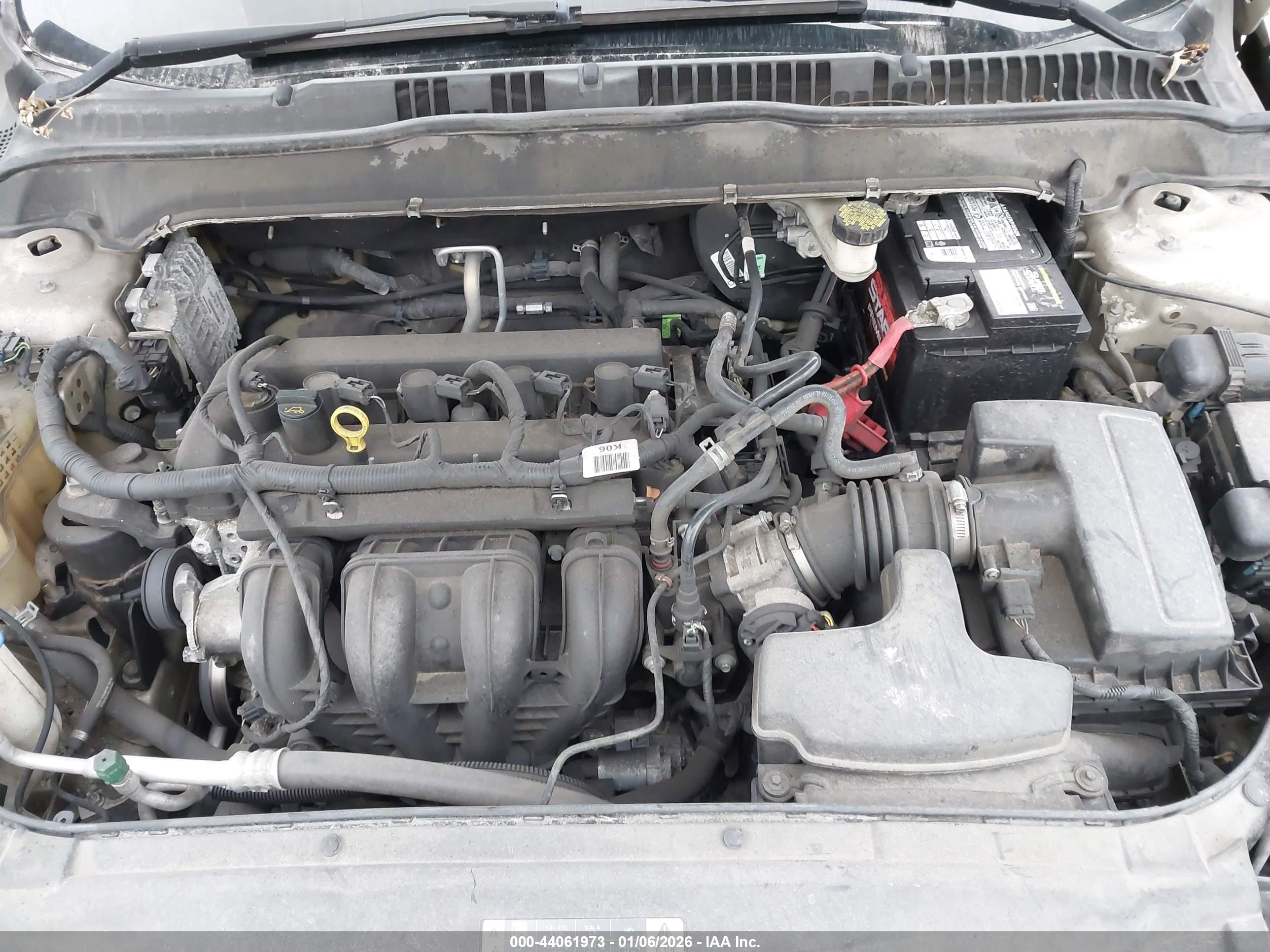 FORD FUSION image 10