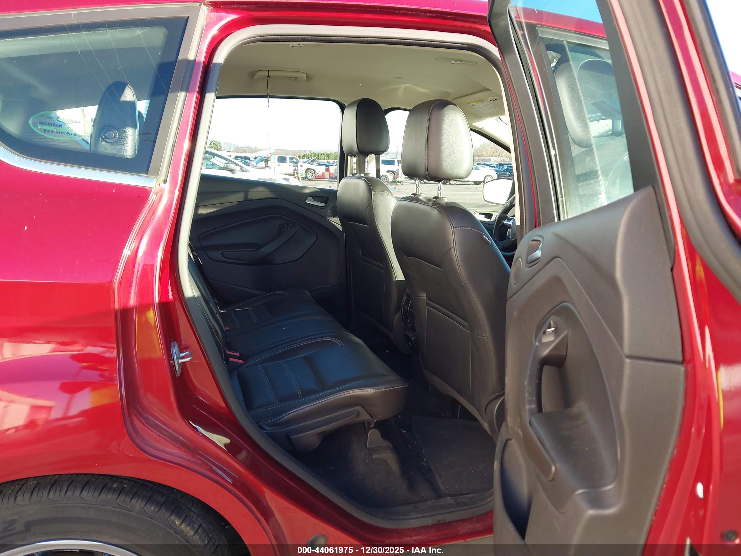 FORD C-MAX image 8